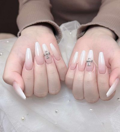 10本長さ出し➕ワンカラー➕パーツ2個バラジェル🎀🎀(オフ無し)🍏8,900円🍒