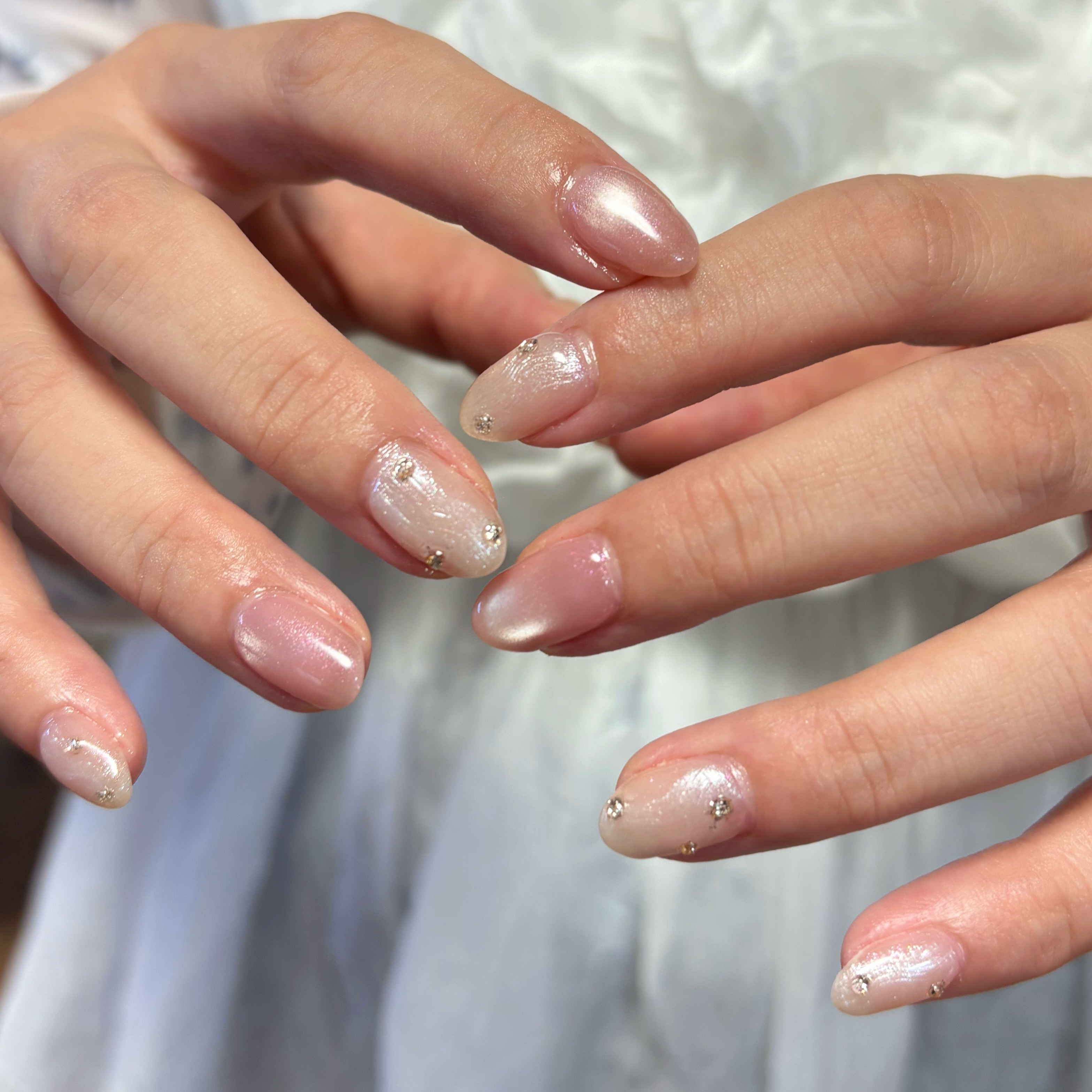 Lofi_nails