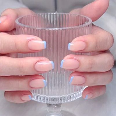 【全員】指先美人☆気品あふれる上品フレンチ × ベースカラー付[パラジェル]