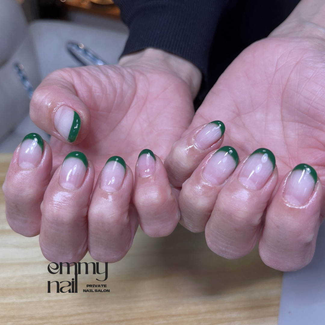 emmy_nail