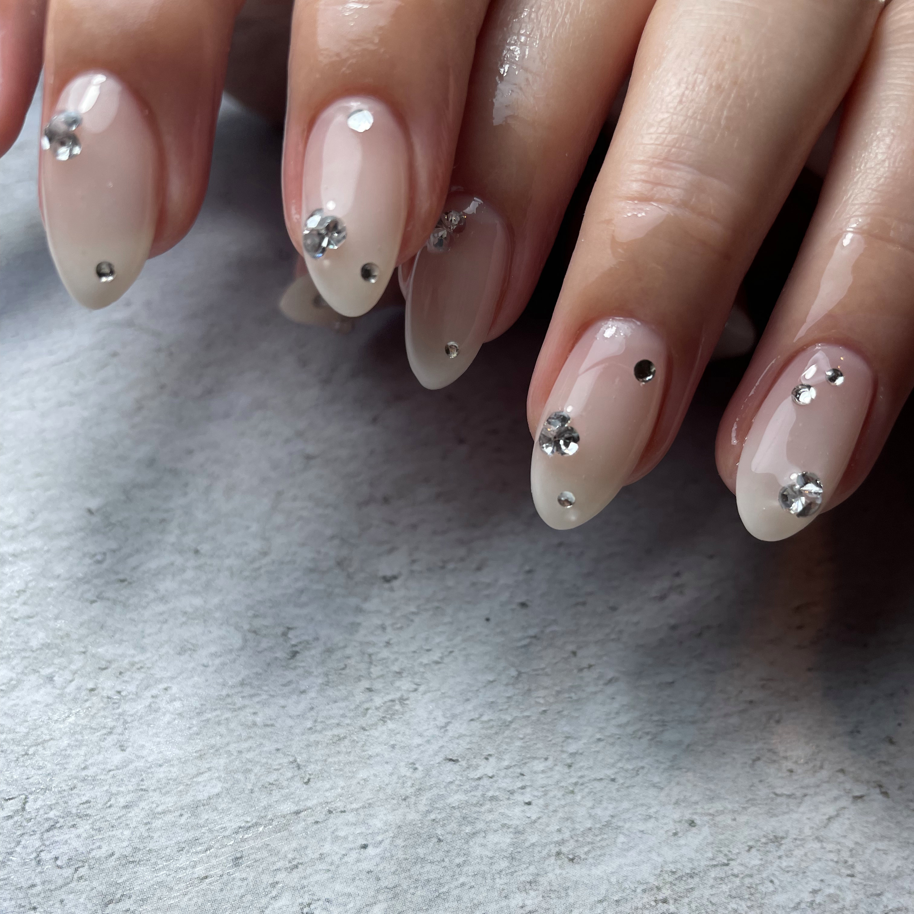 nails_gale