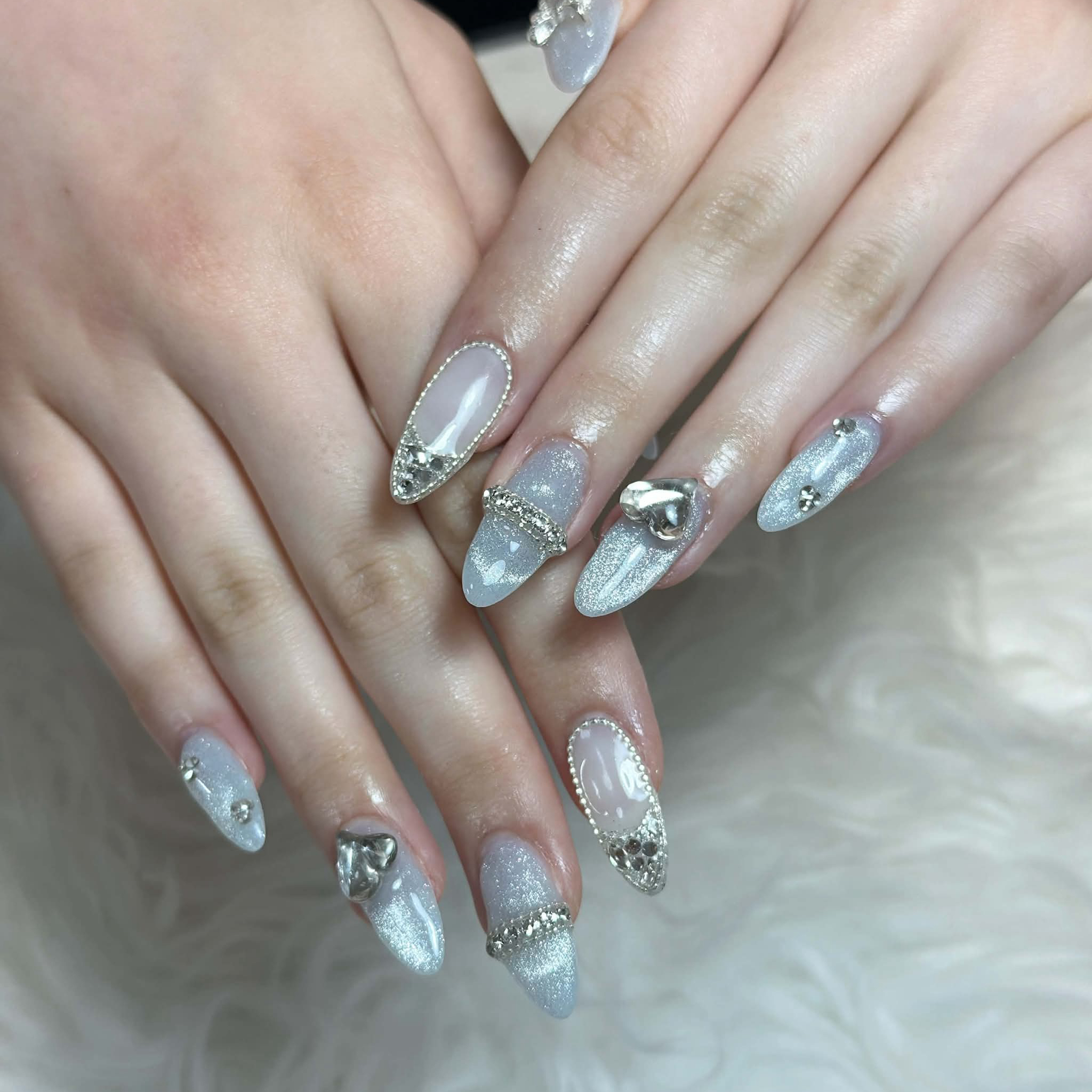 elinails_emi
