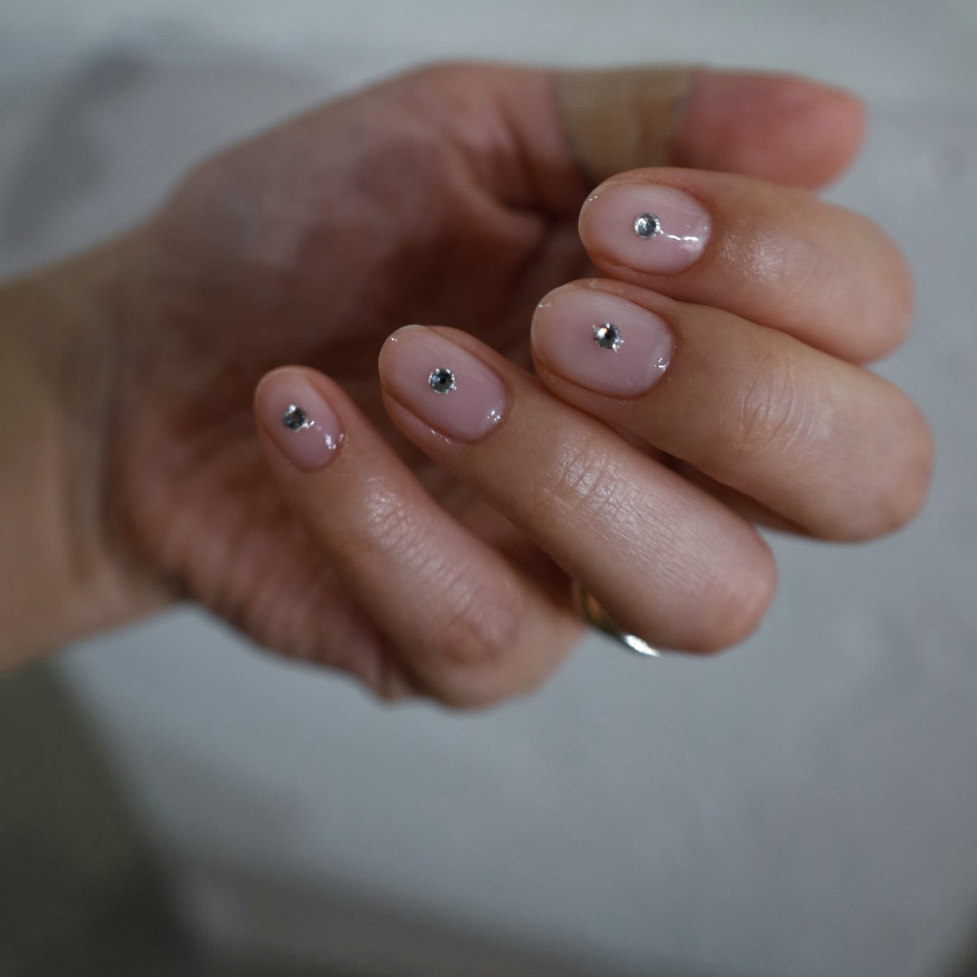 tol_nail