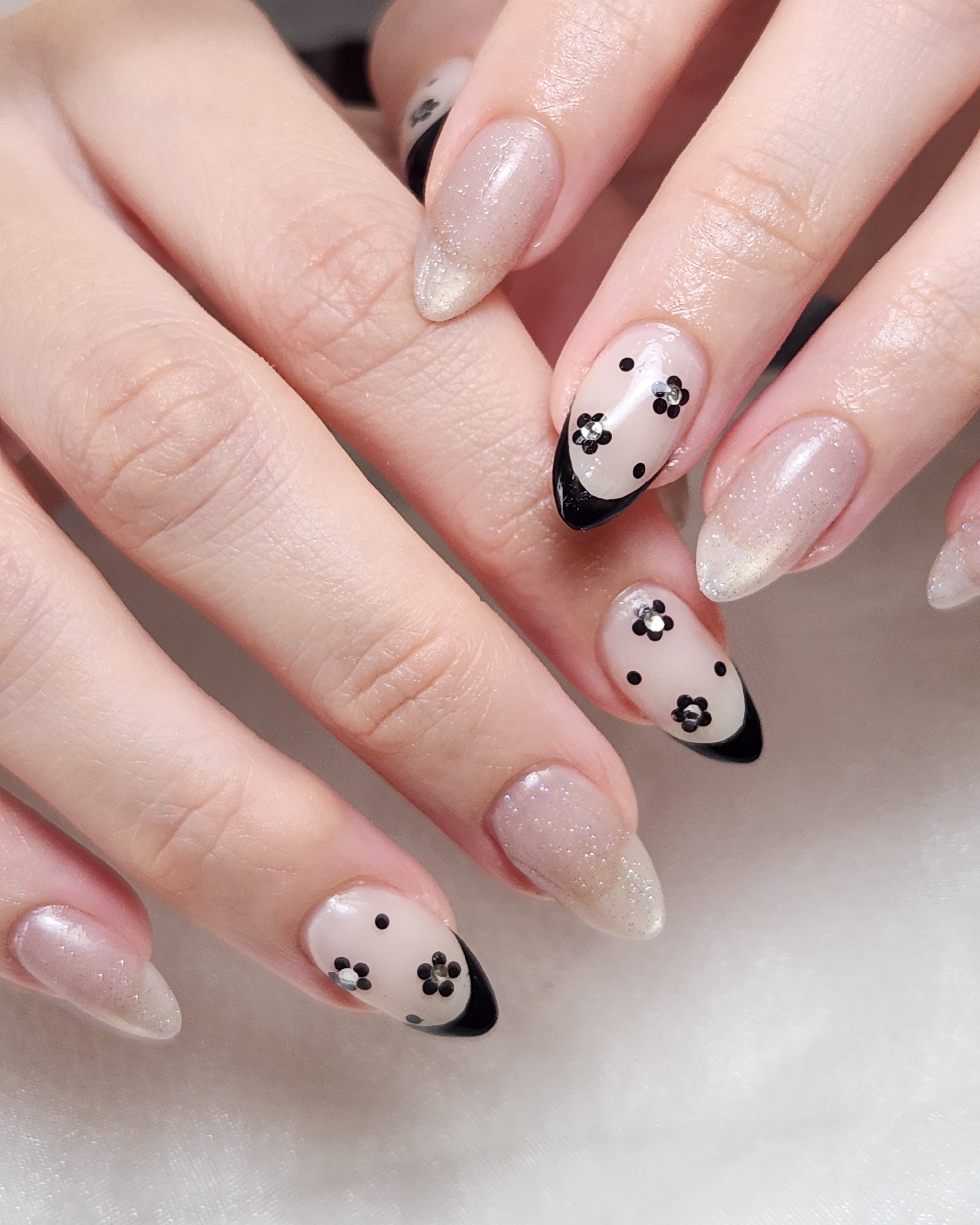 Nailroomno.3
