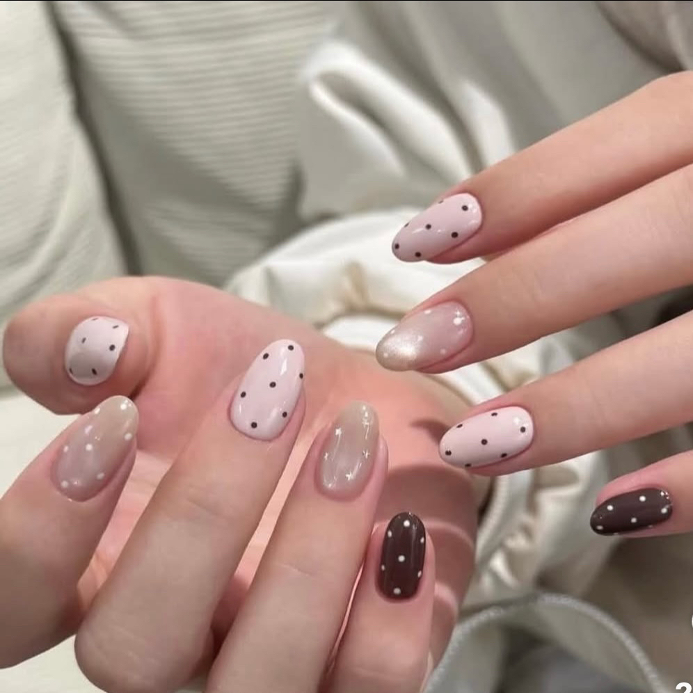 Jisoo_ana.chuo_nail