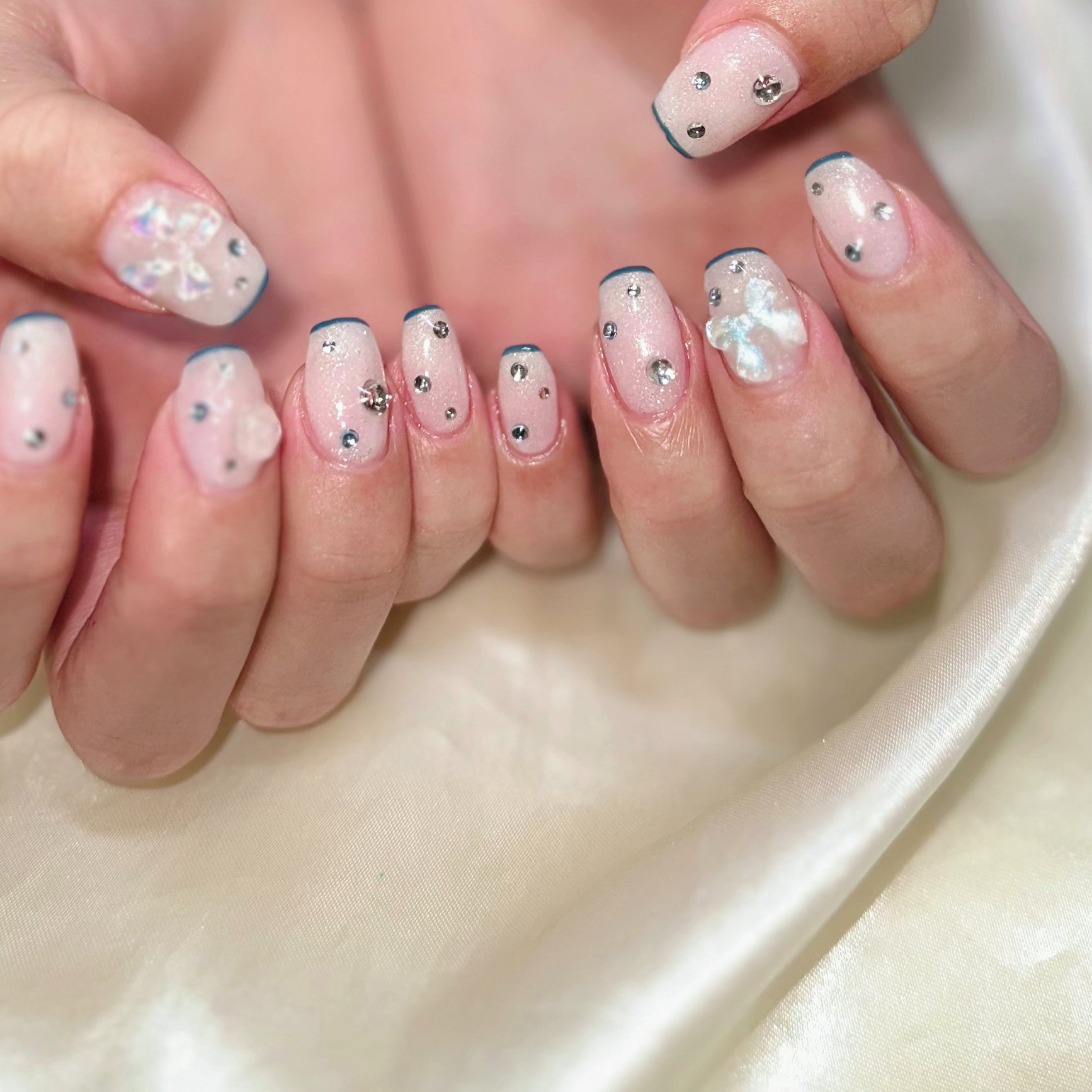 pom_nail