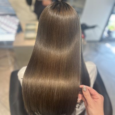 🌕ブリーチ縮毛矯正＋内部補修5stepトリートメント🌕