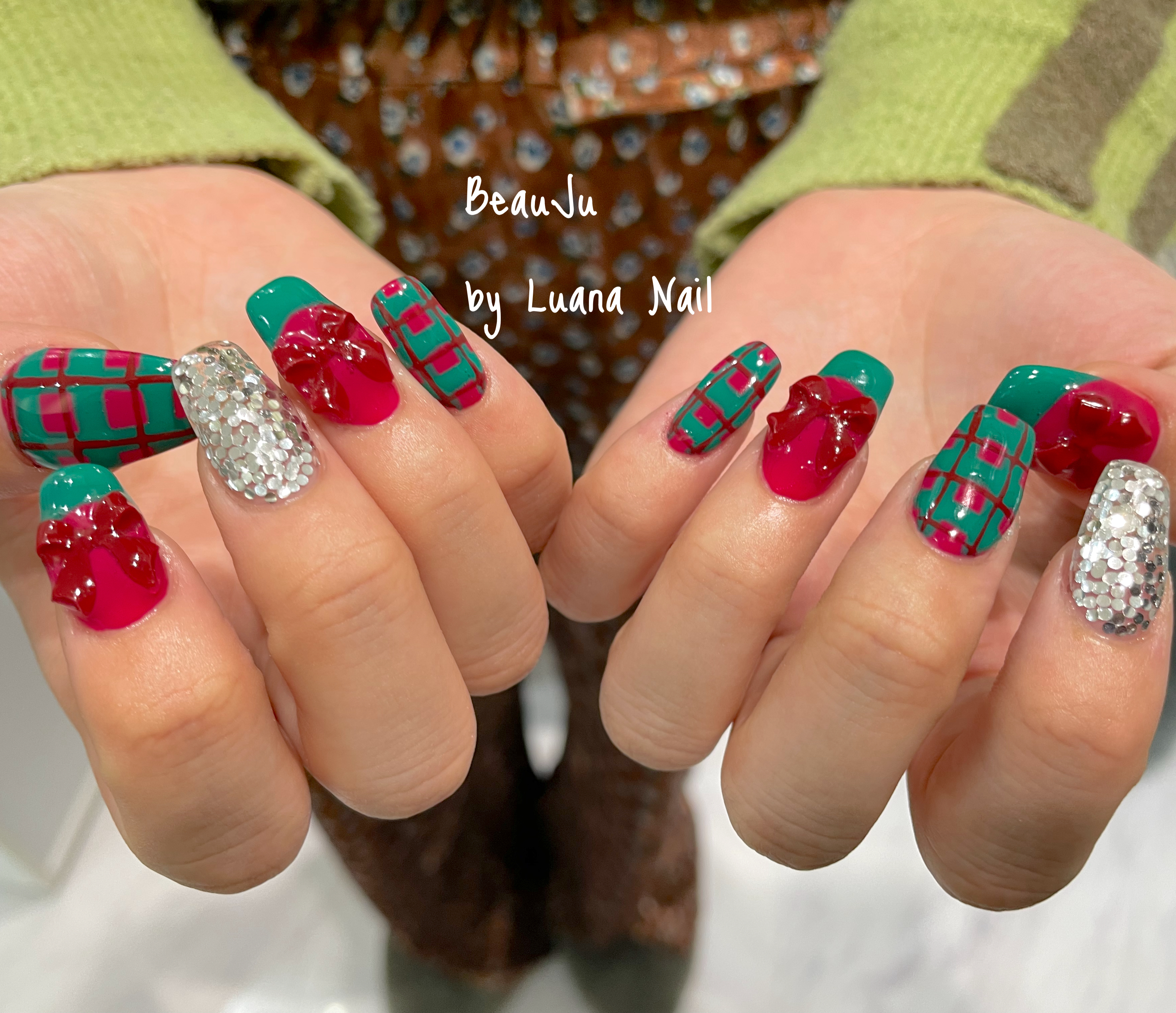 BeauJu_by_Luana_Nail