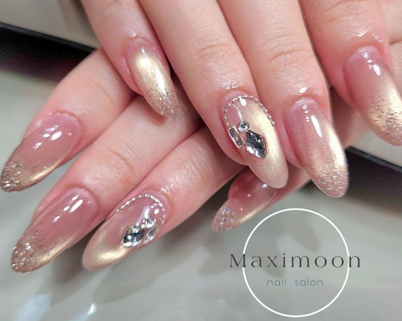 ネイルサロンMaximoon