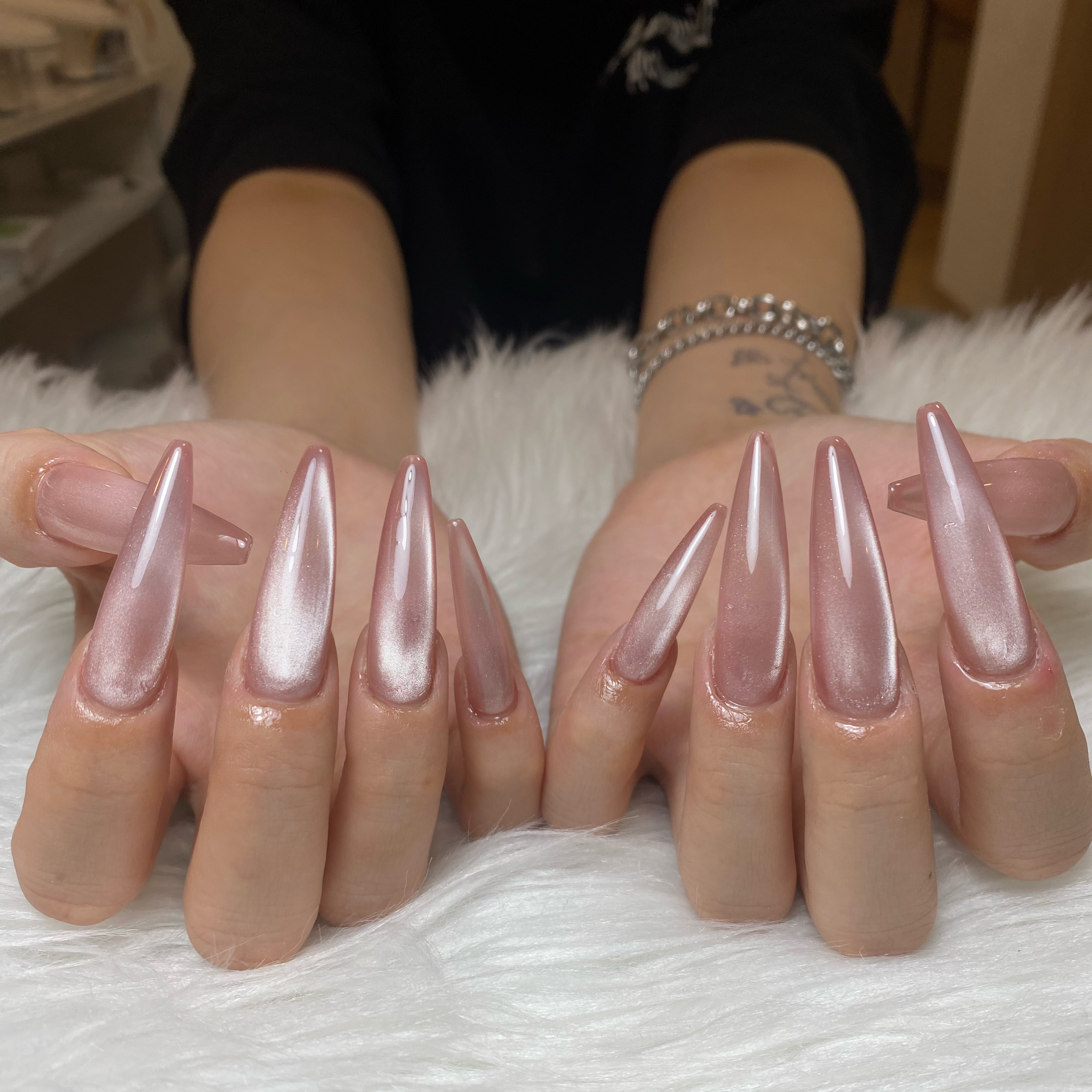 rena_reinails