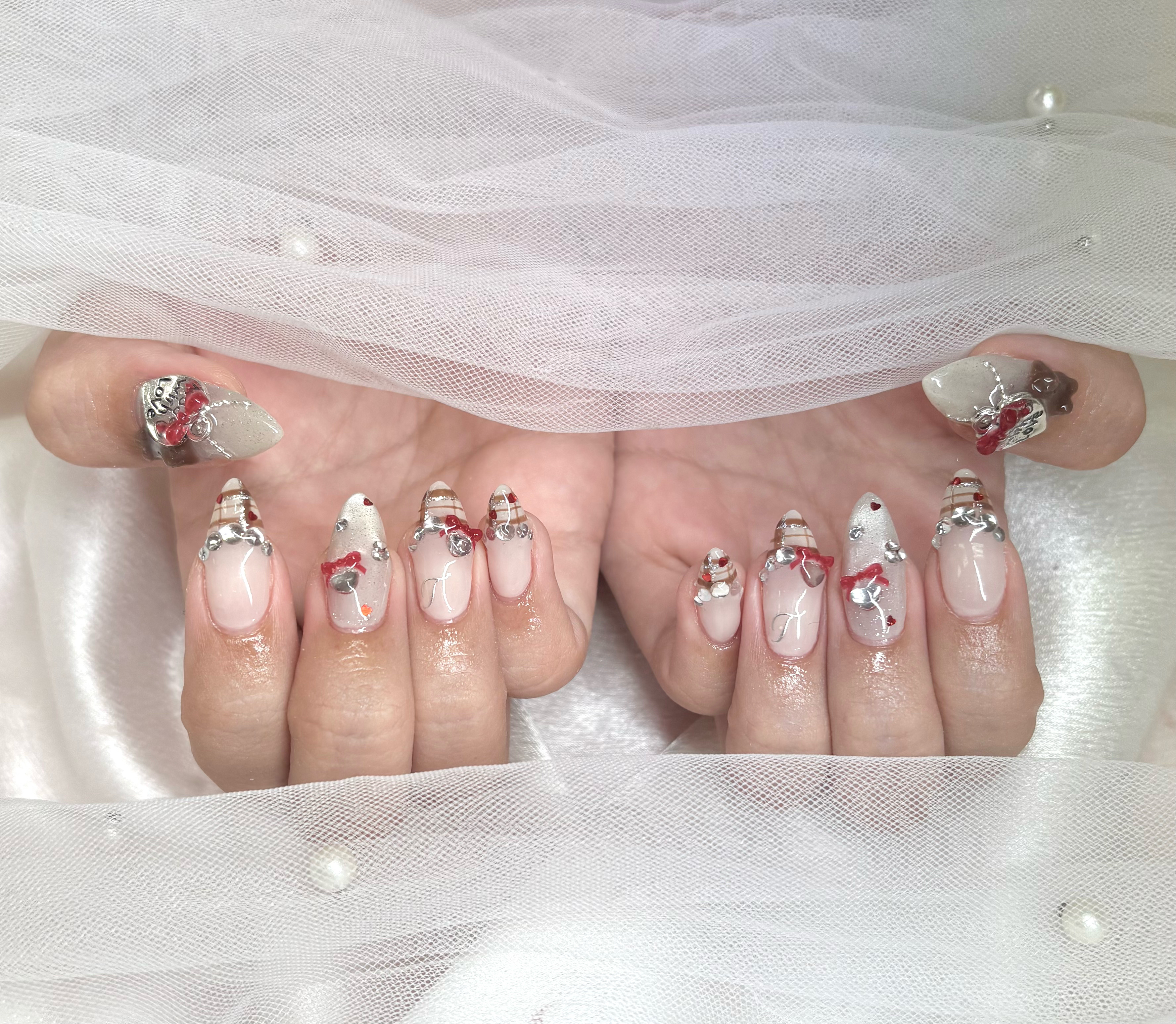 Y18_nail