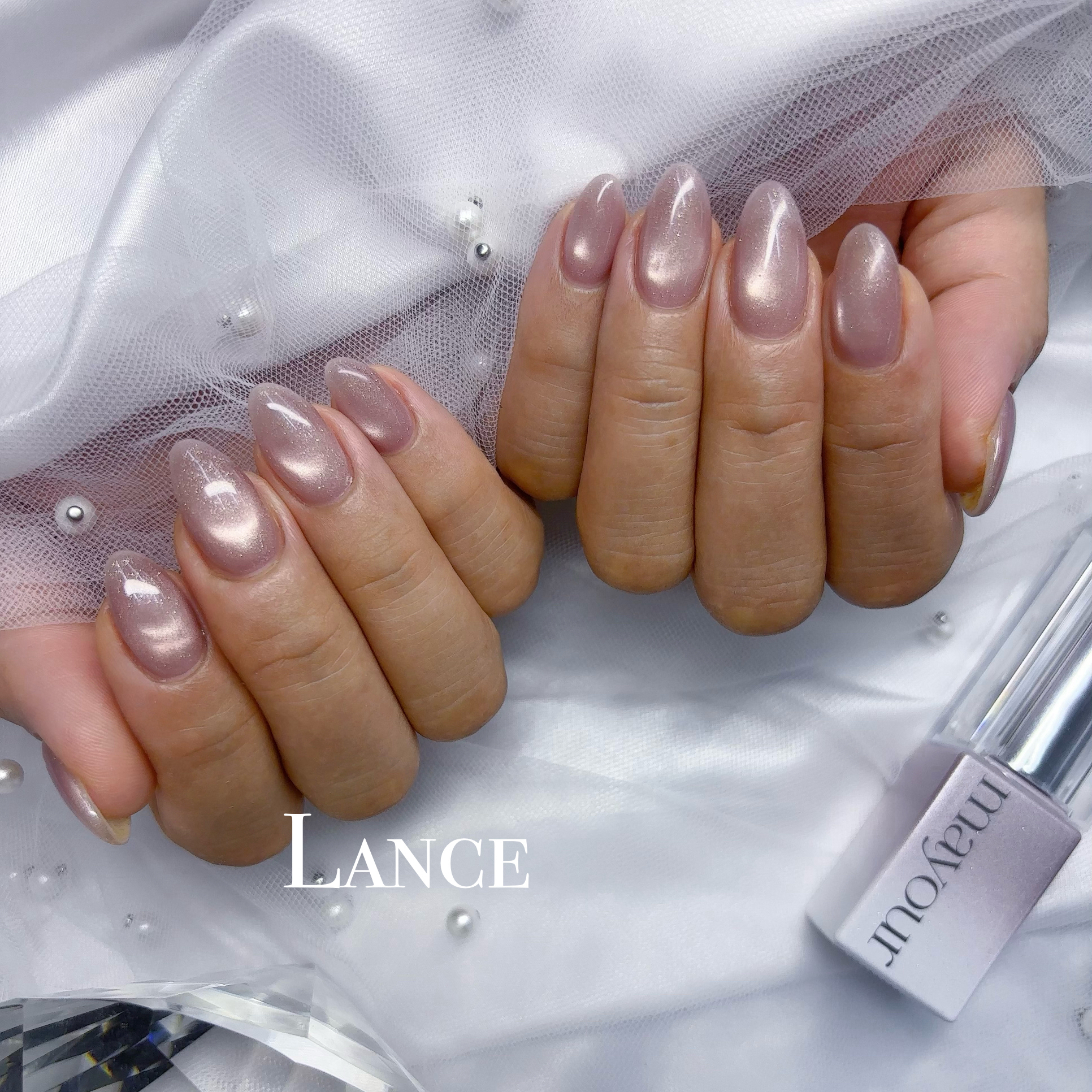 Lance.nail