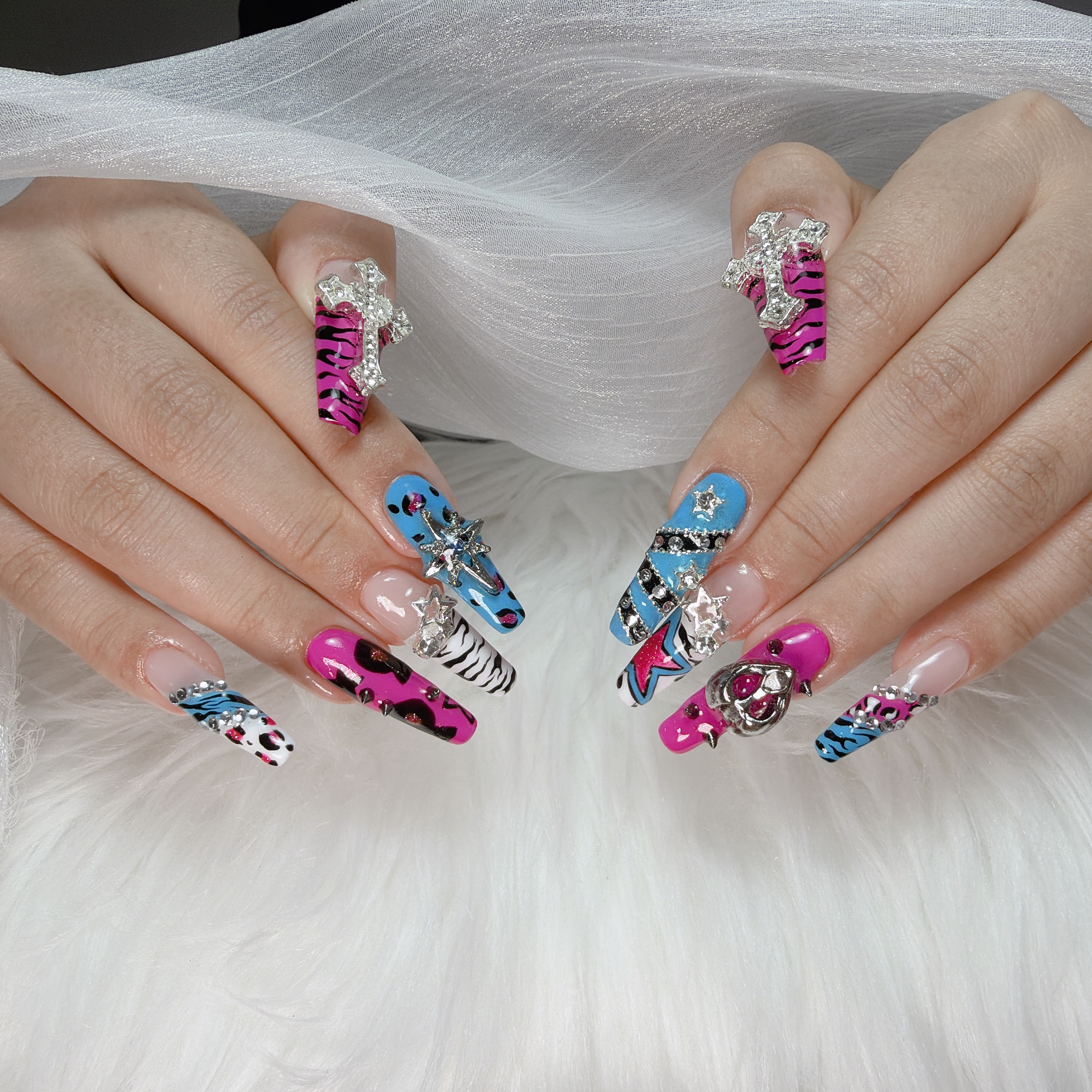 Nami_nail_Emi