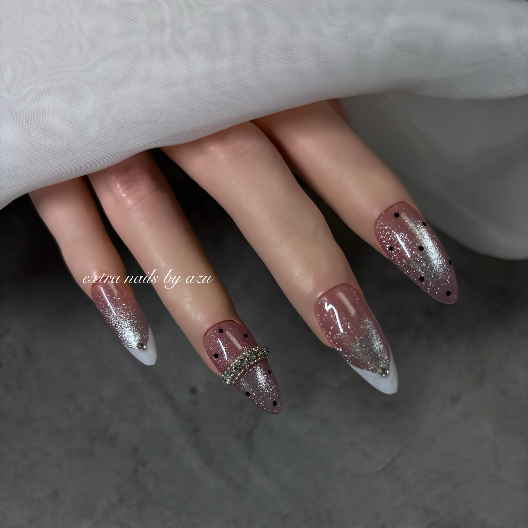 extra_nails_azu