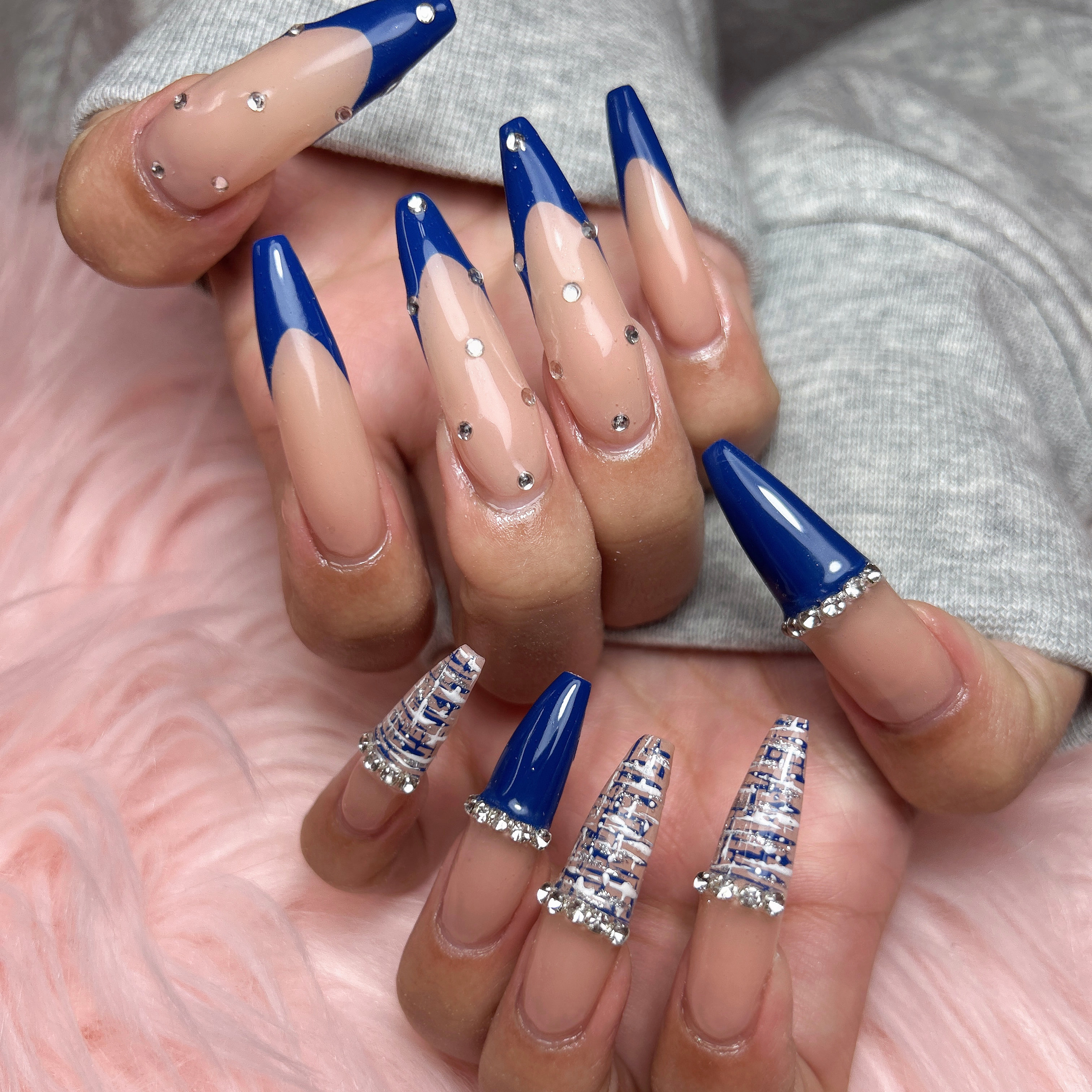 Nail_amber