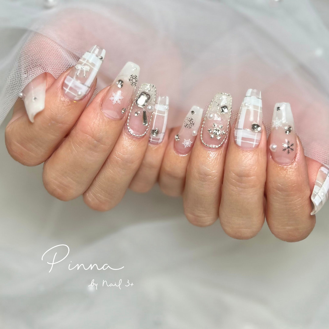 Pinna.by.nail3plus