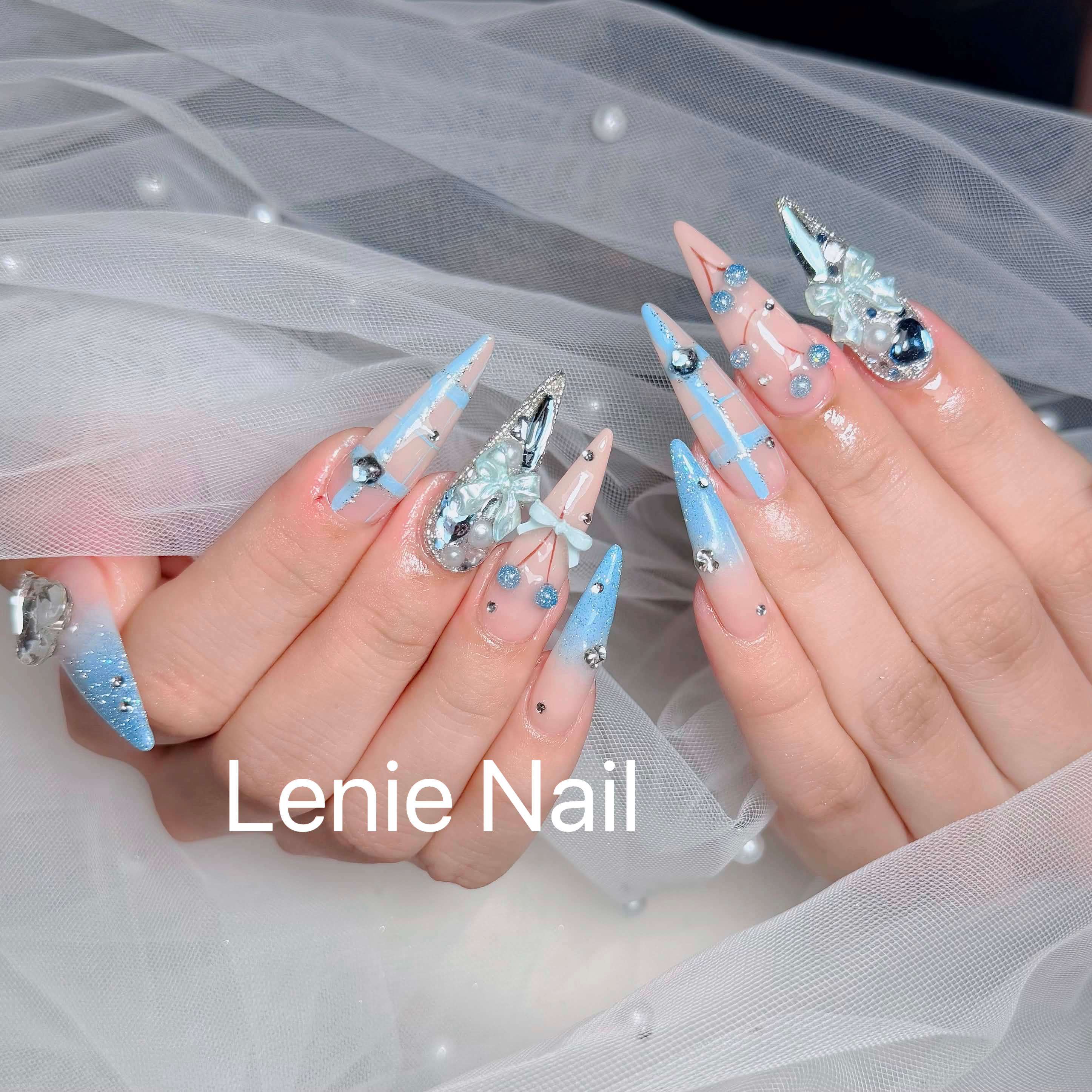 Hau_Lenie
