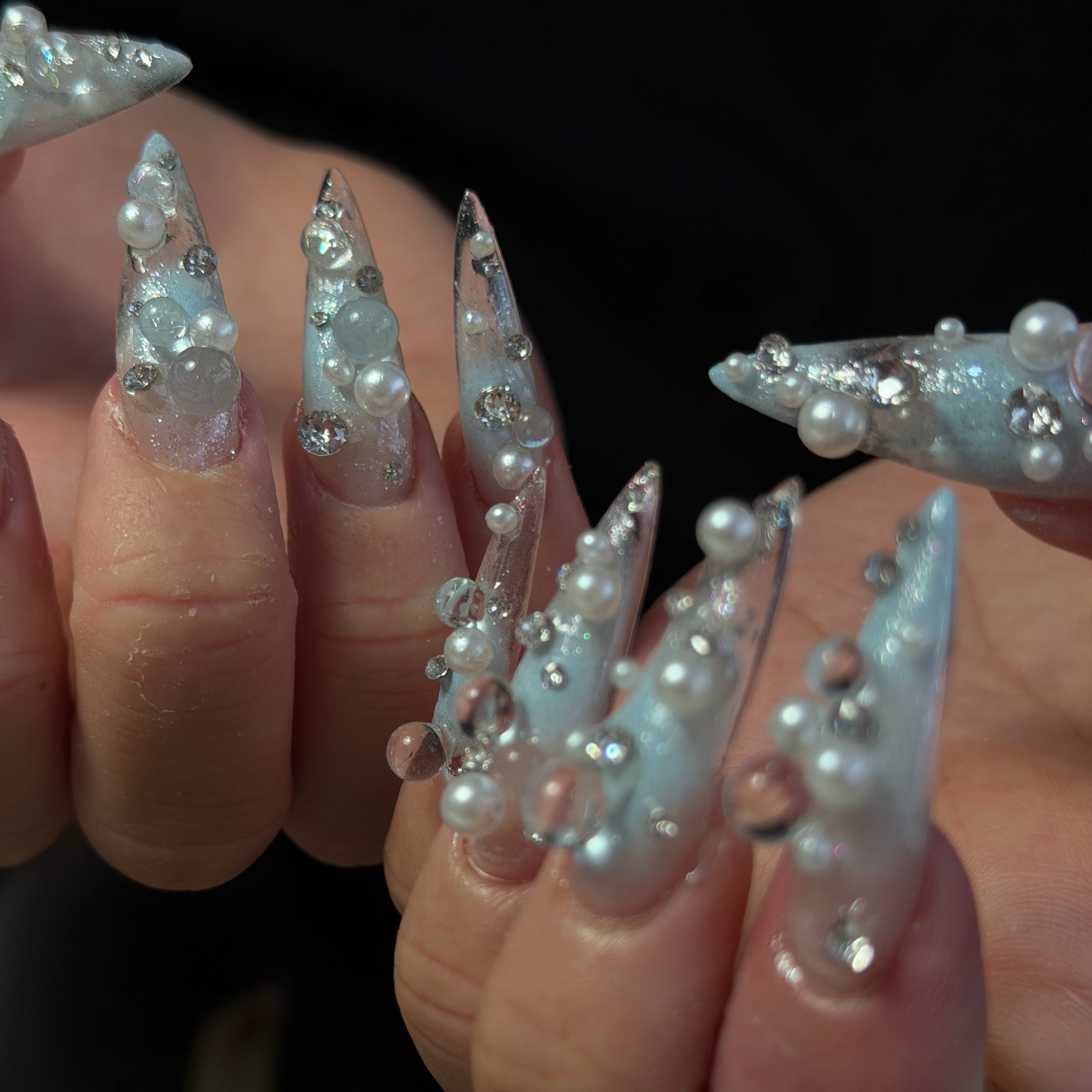 CoMo_Ana_Nail