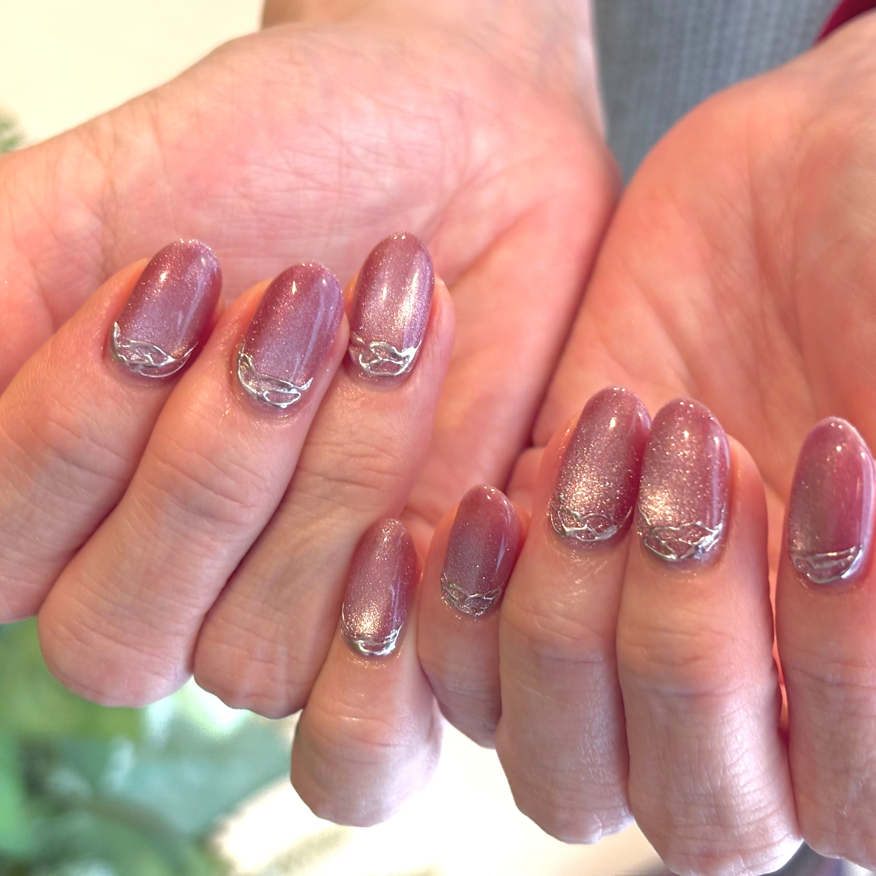 nail.mika
