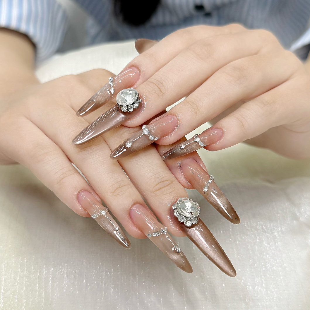 DAISY_NAIL_YUKI