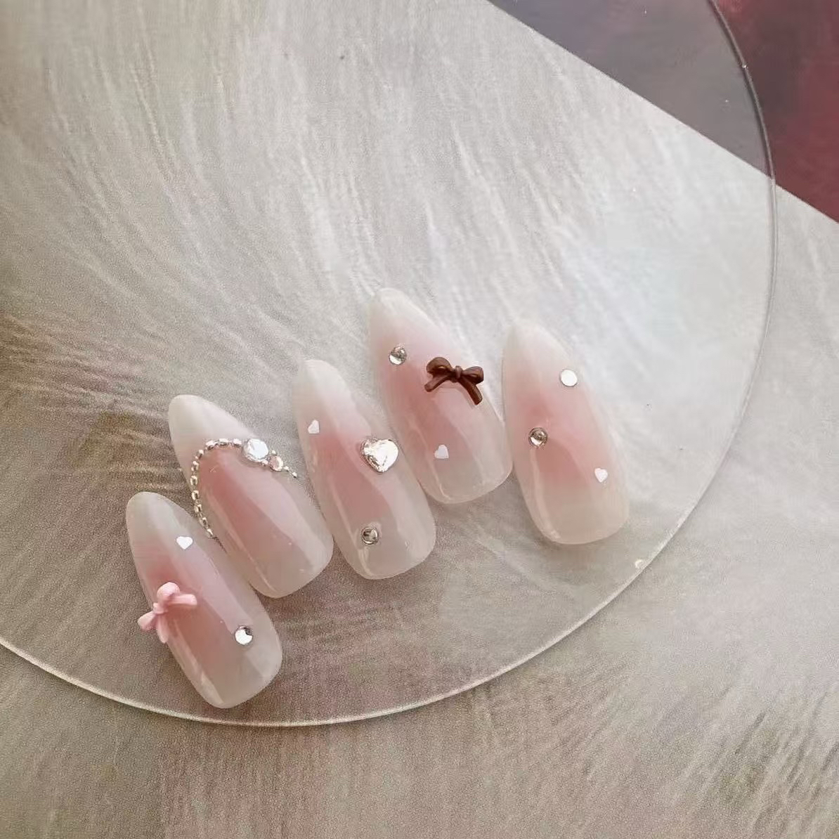 NEWNAIL