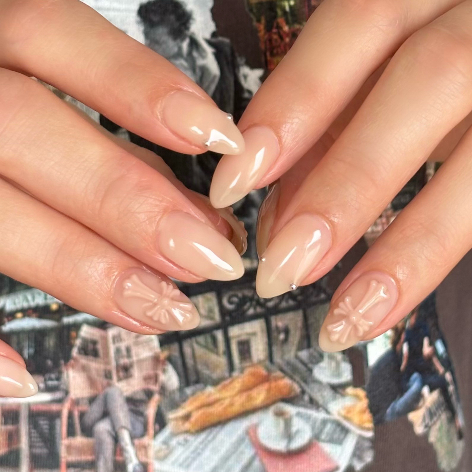 flore__nail