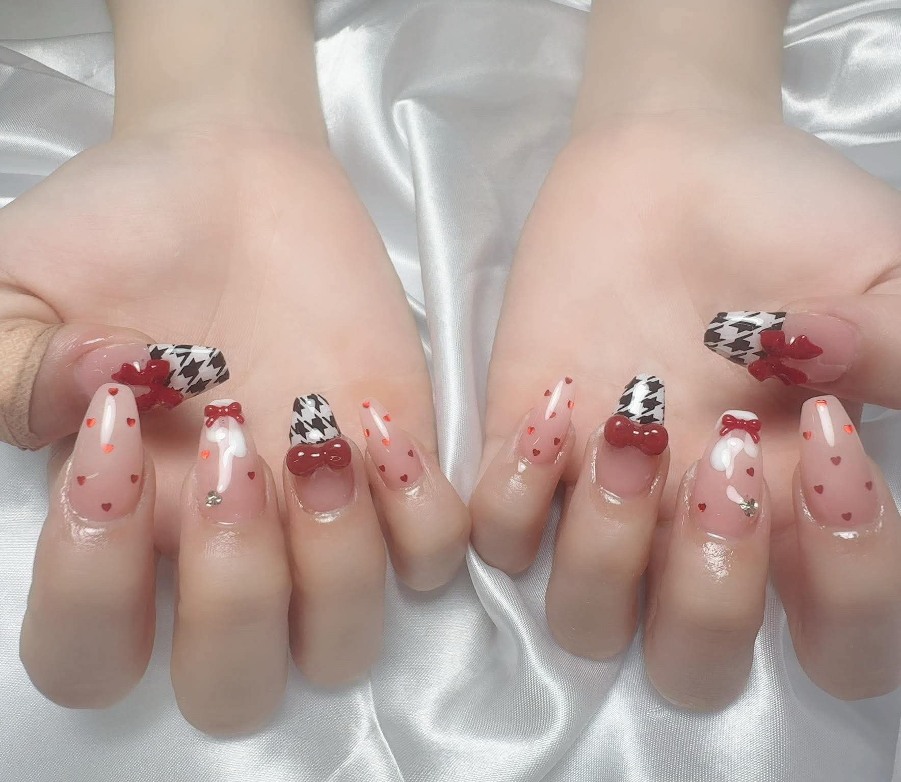 suki.Nail