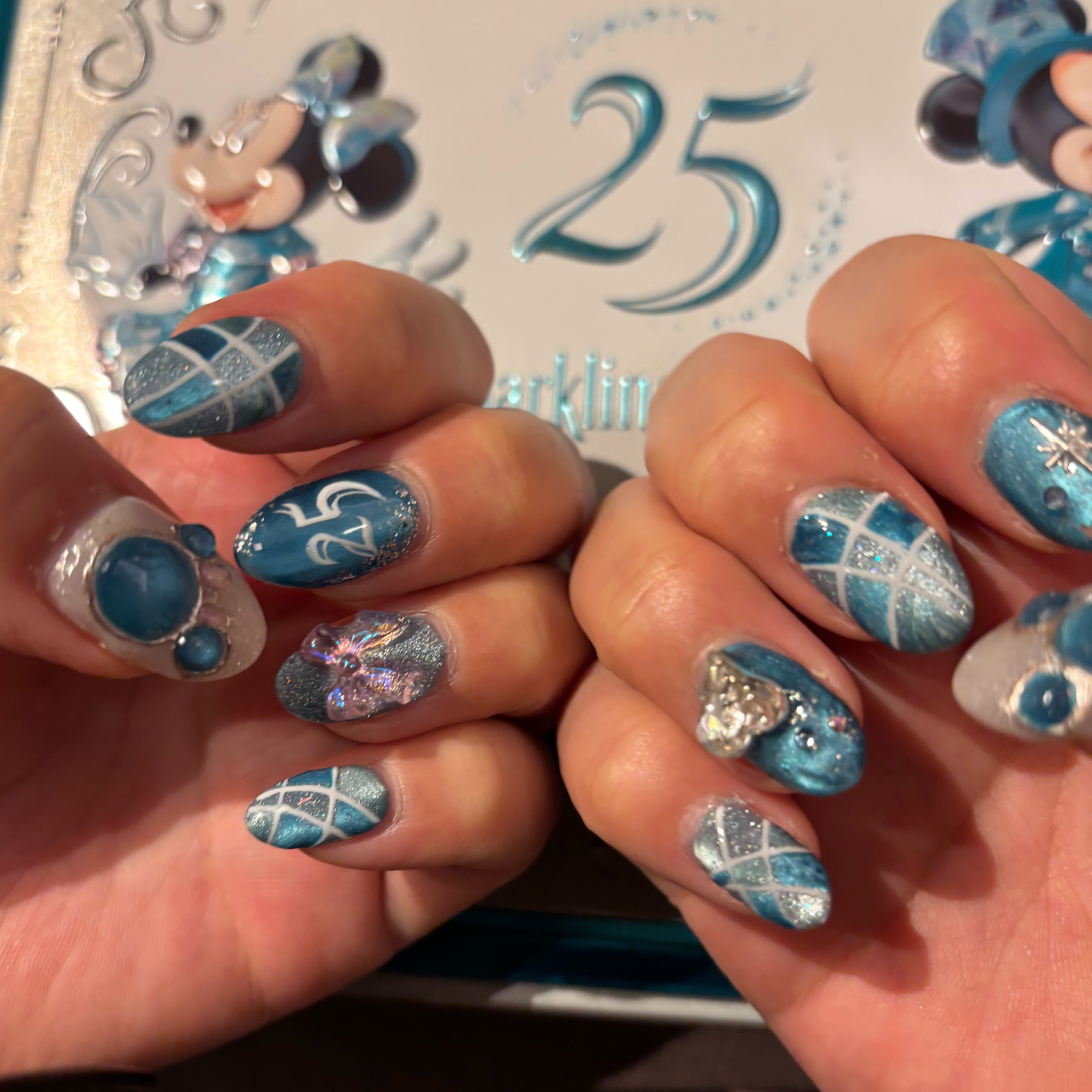 Nail_eyelash_Grow