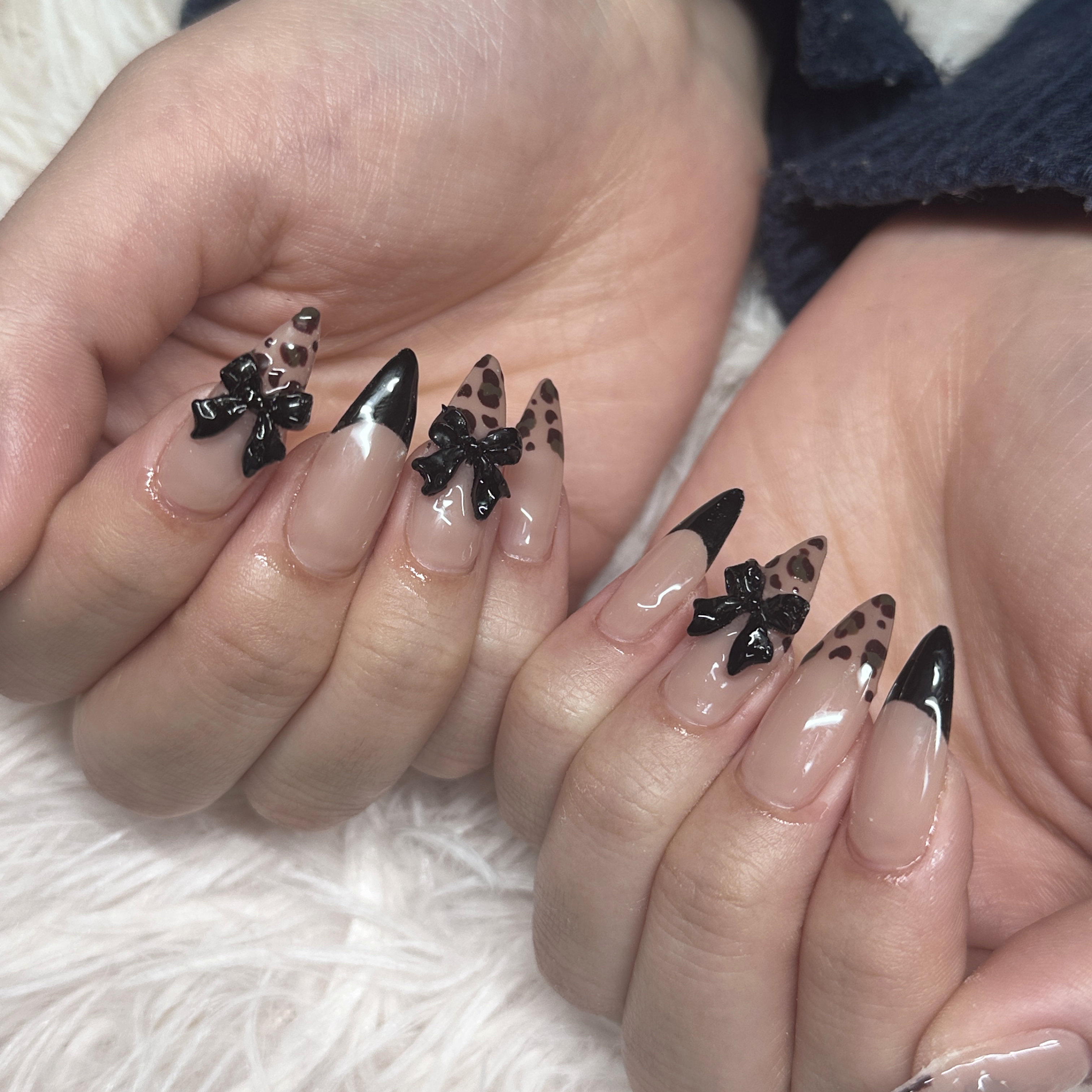 llai_nail