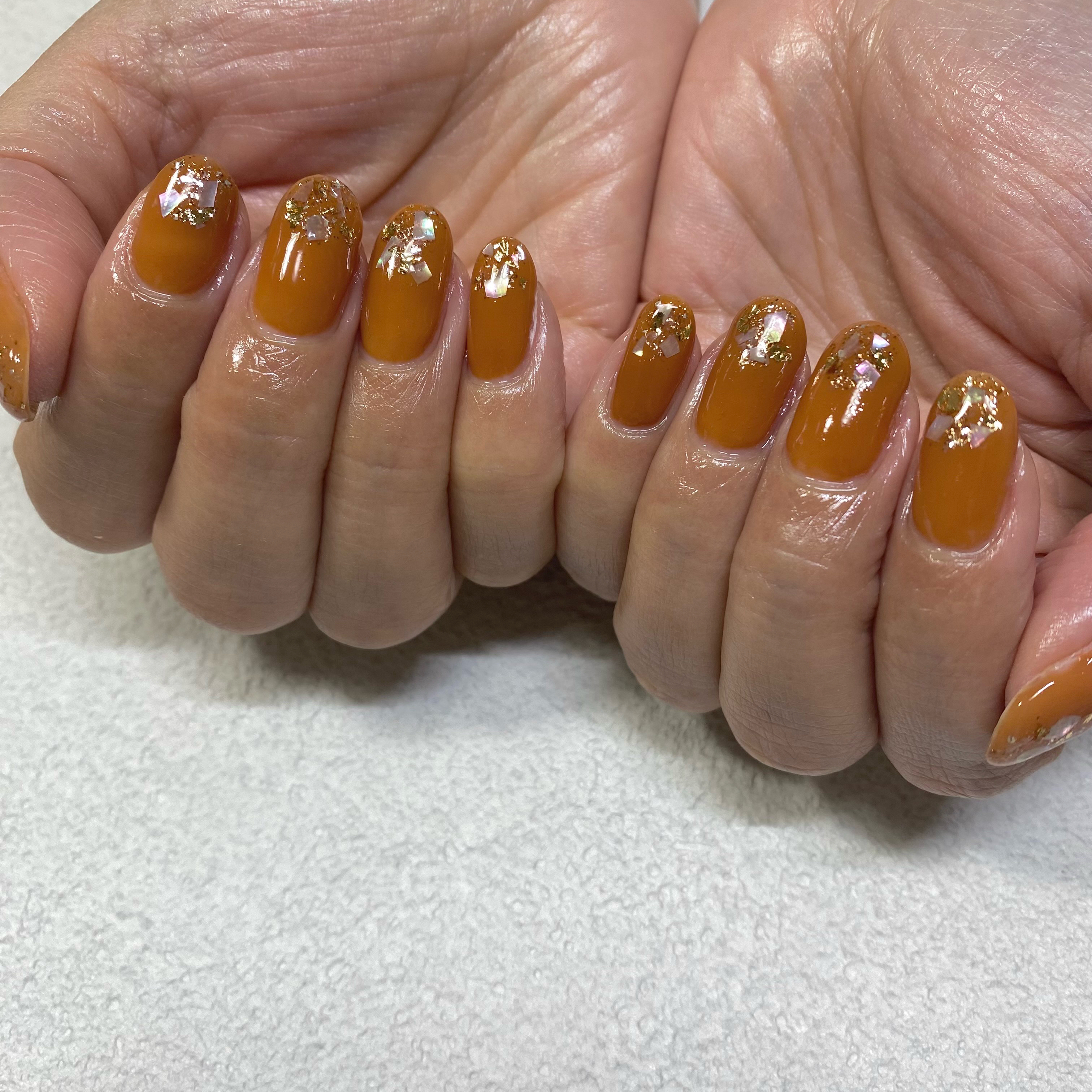 nail.salon.M.