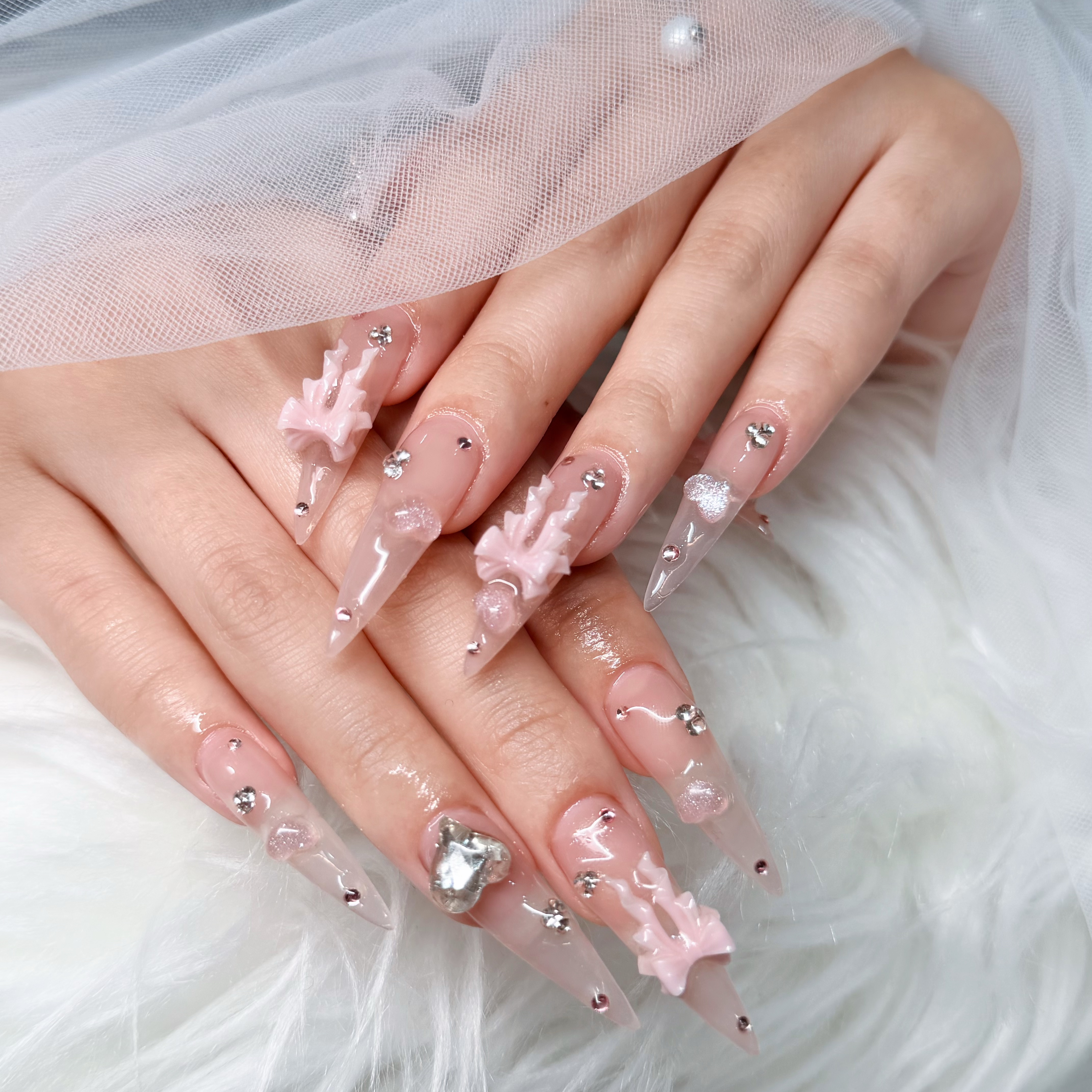 Mi.nail.Momoko
