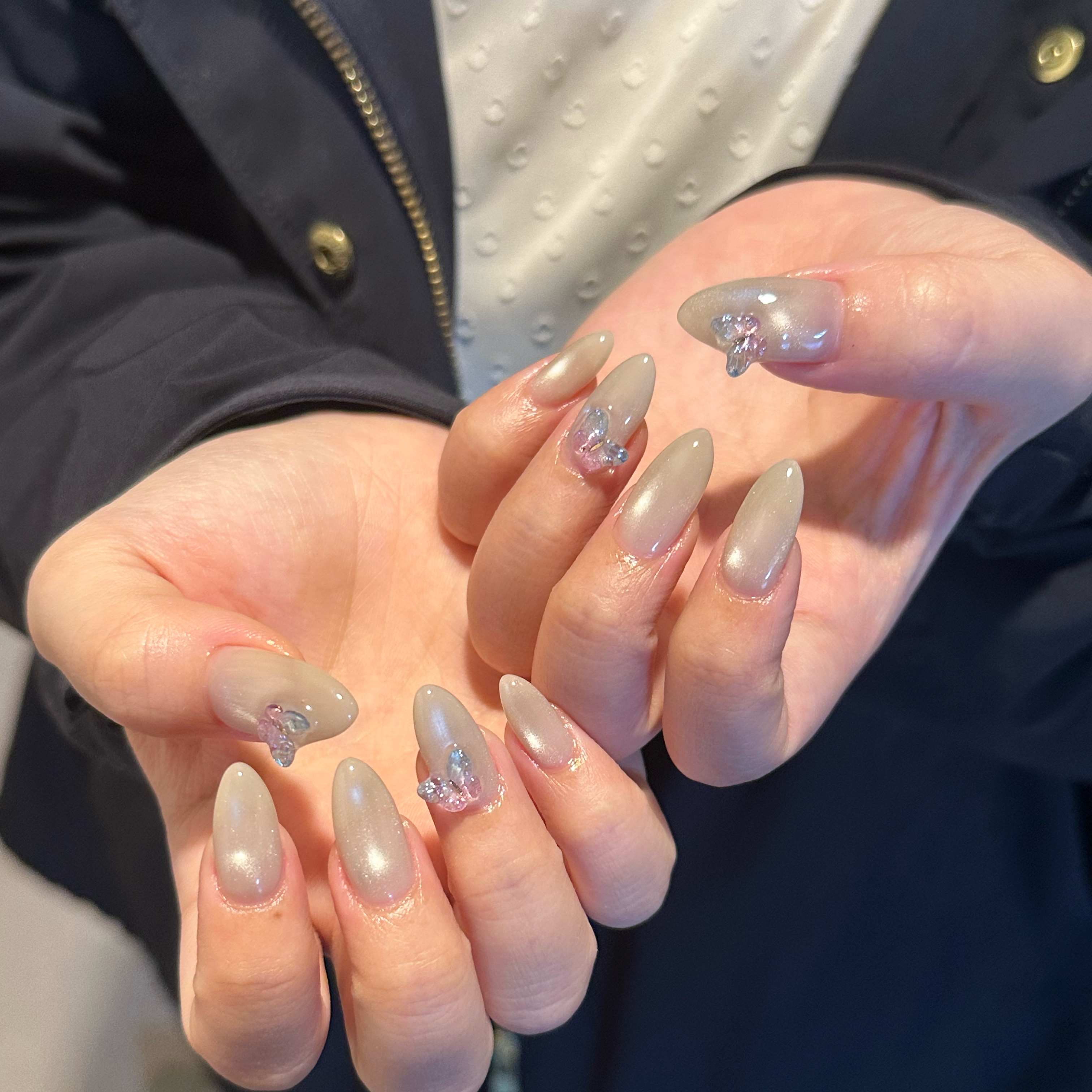 amunail.