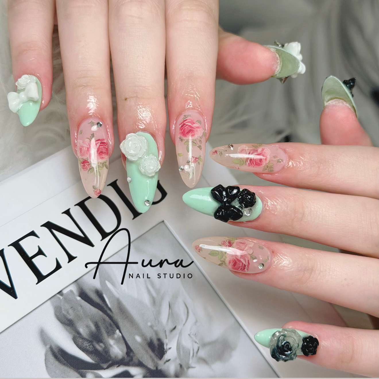 Aura_Nail_Salon