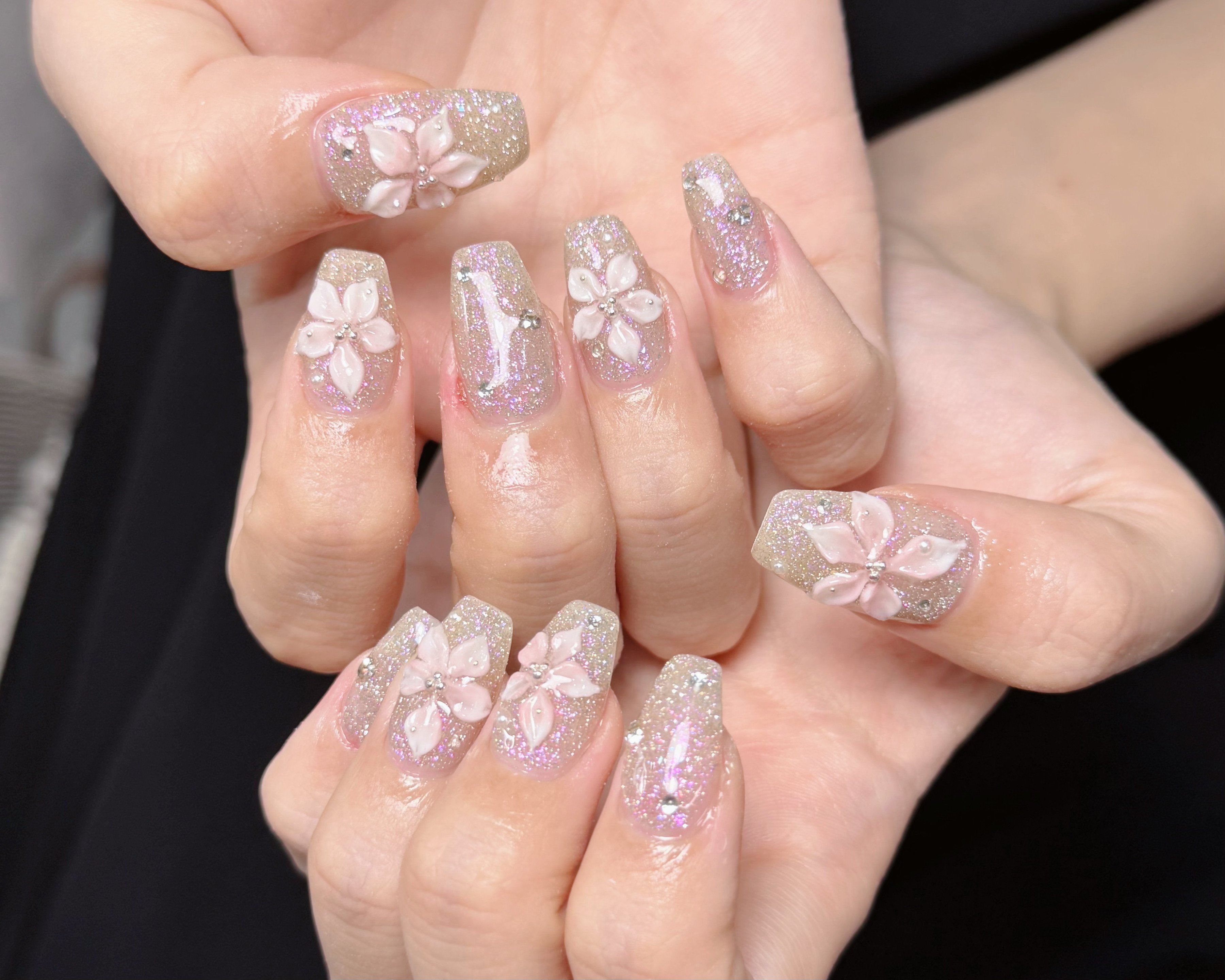 UM_NailSALON