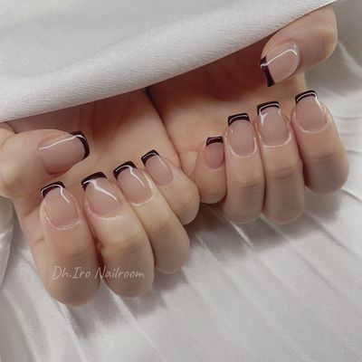 フレンチネイル