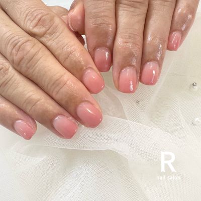 ワンカラーorちゅるりんグラデーションネイル