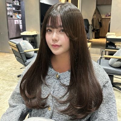 【土日祝限定クーポン】カット、カラー、トリートメント✨