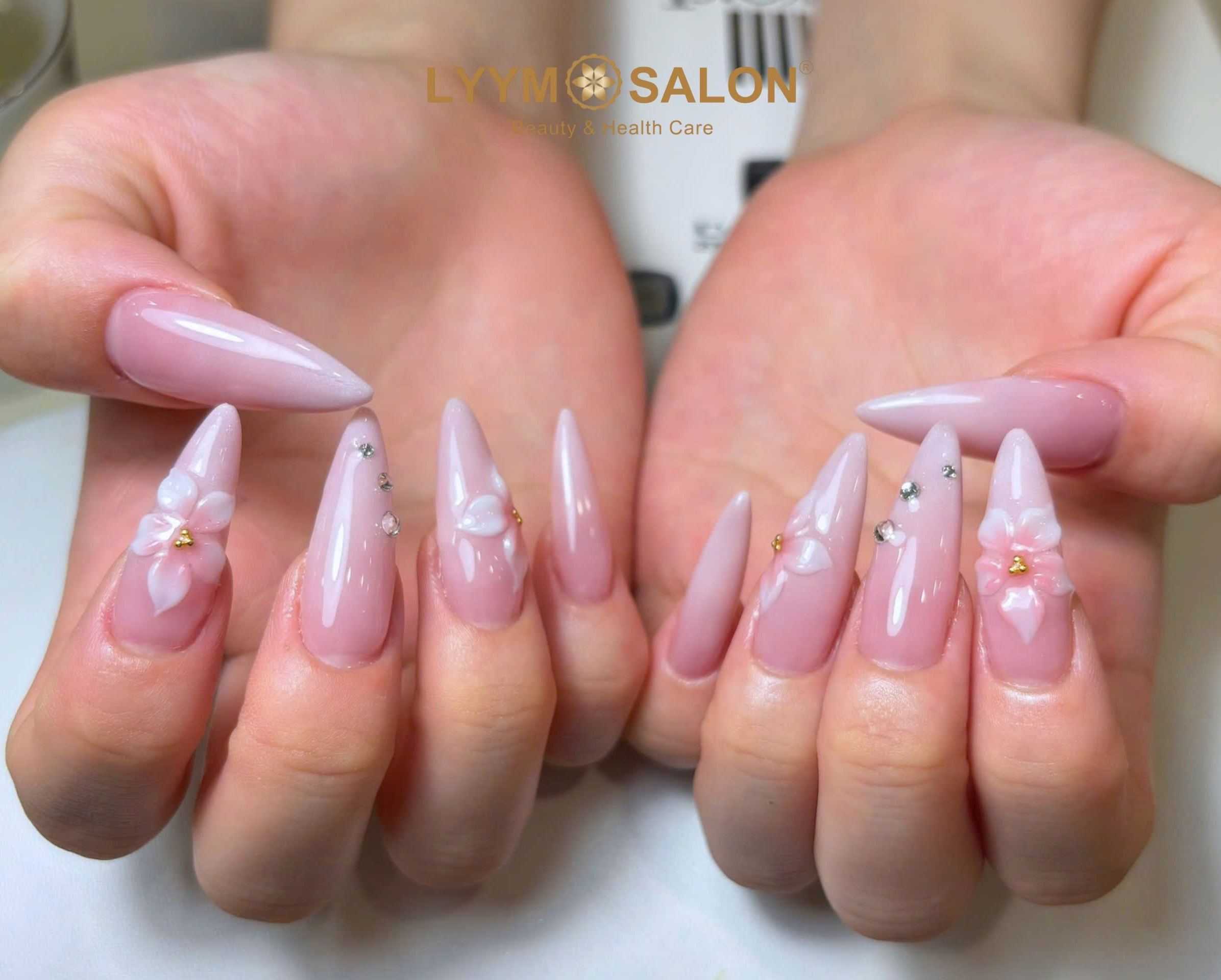LYYM.Nail