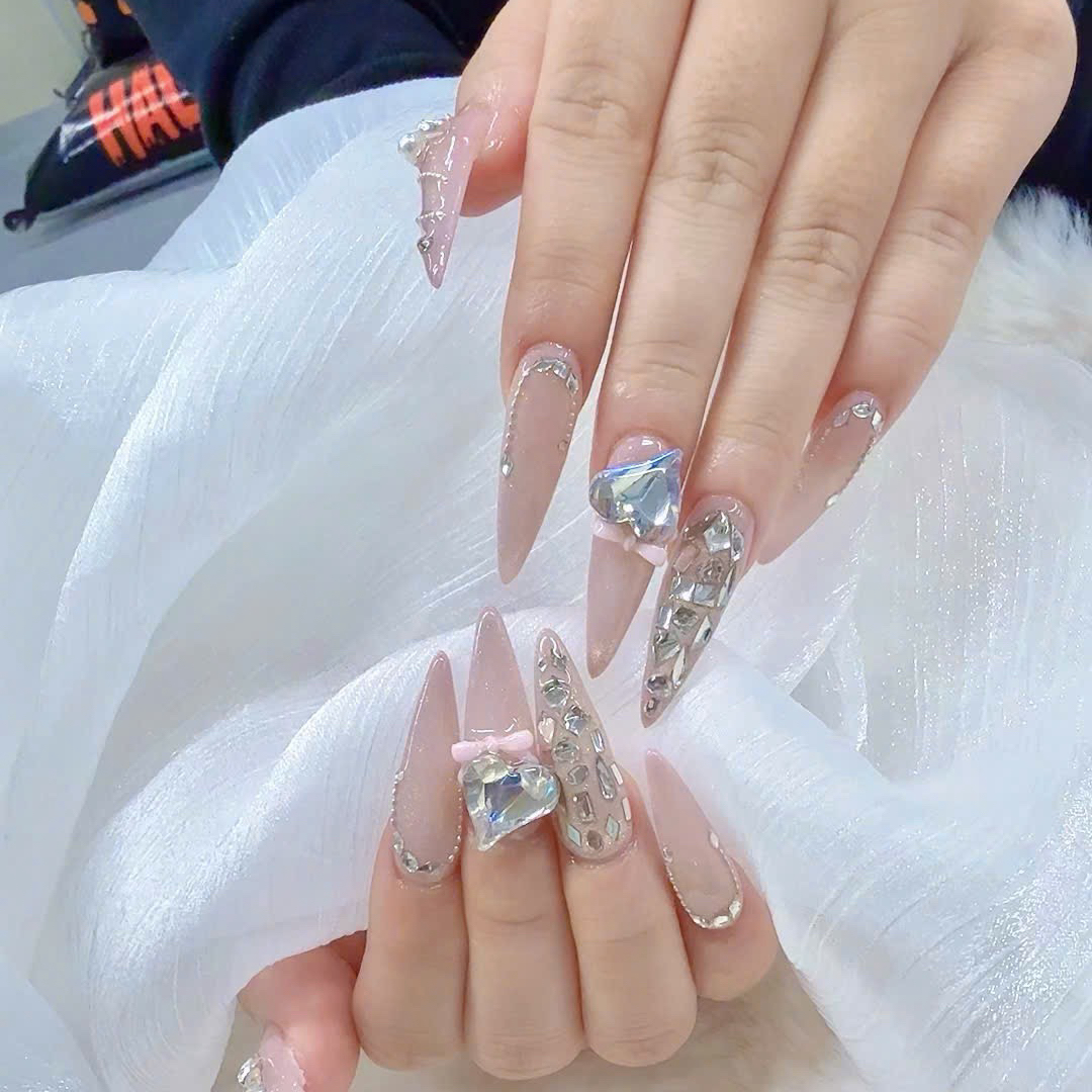 Berry_nails