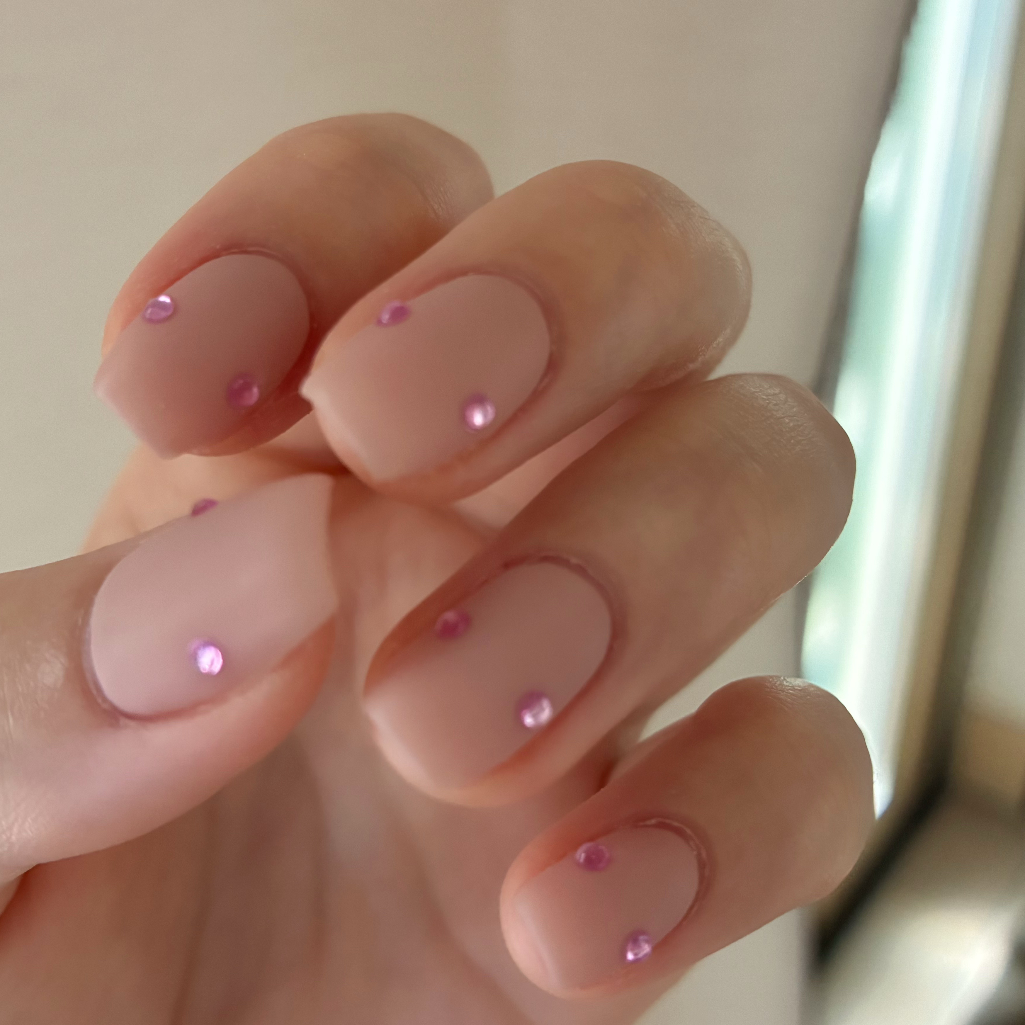 mako_tikiroom_nail