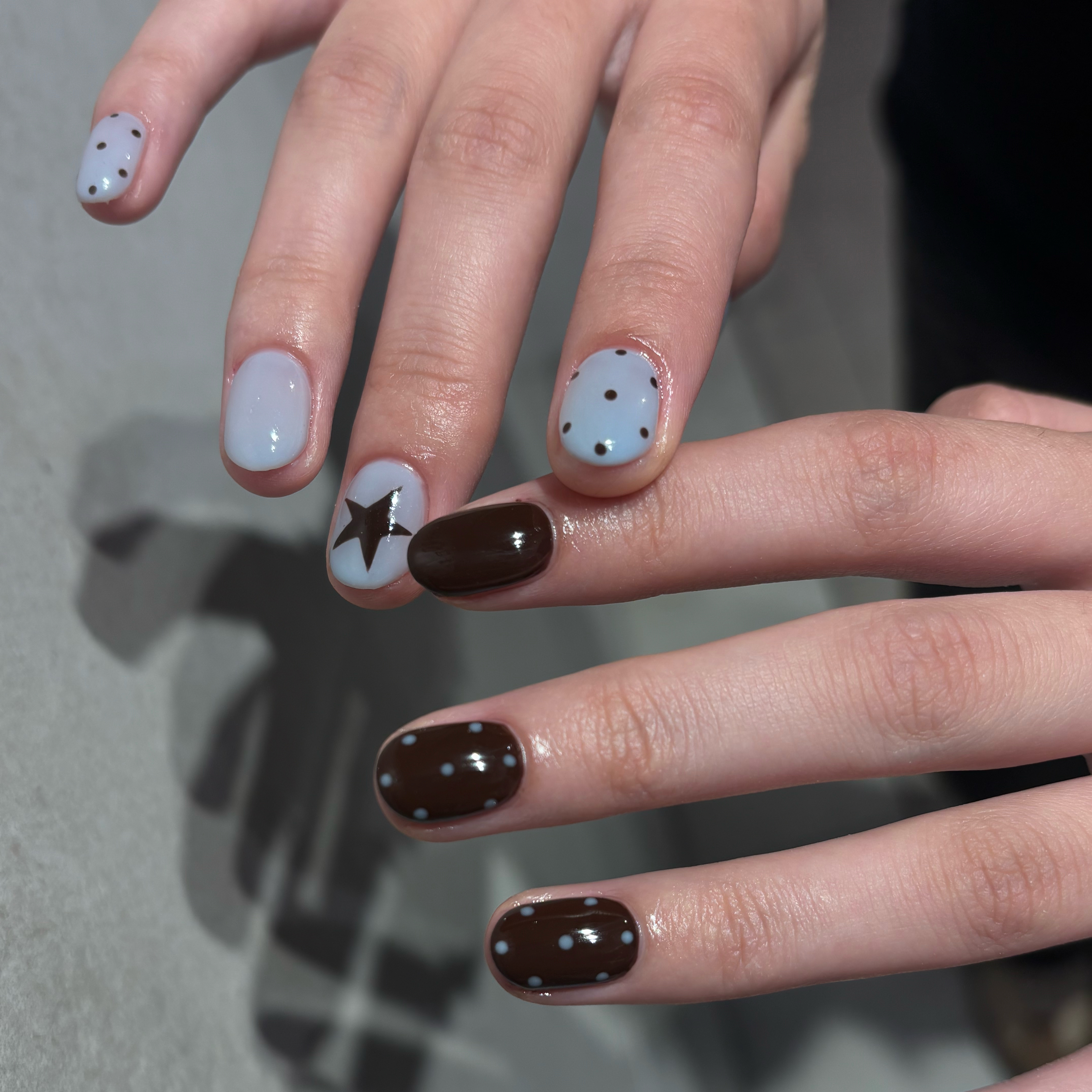 ar.___nail
