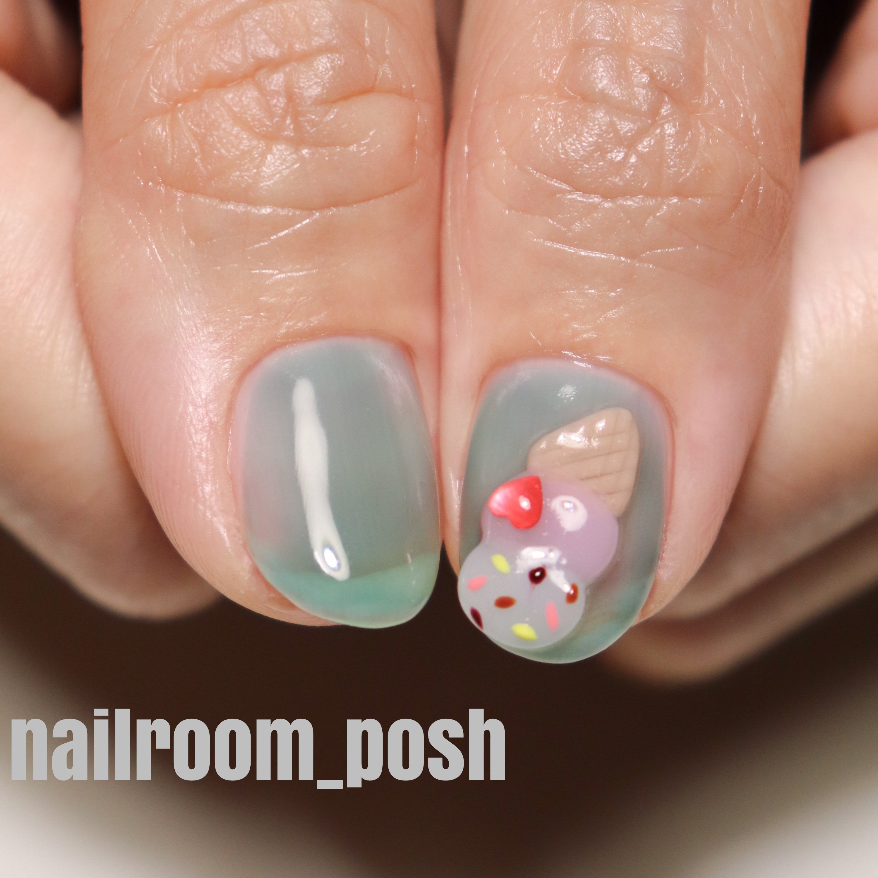 nailroom_posh