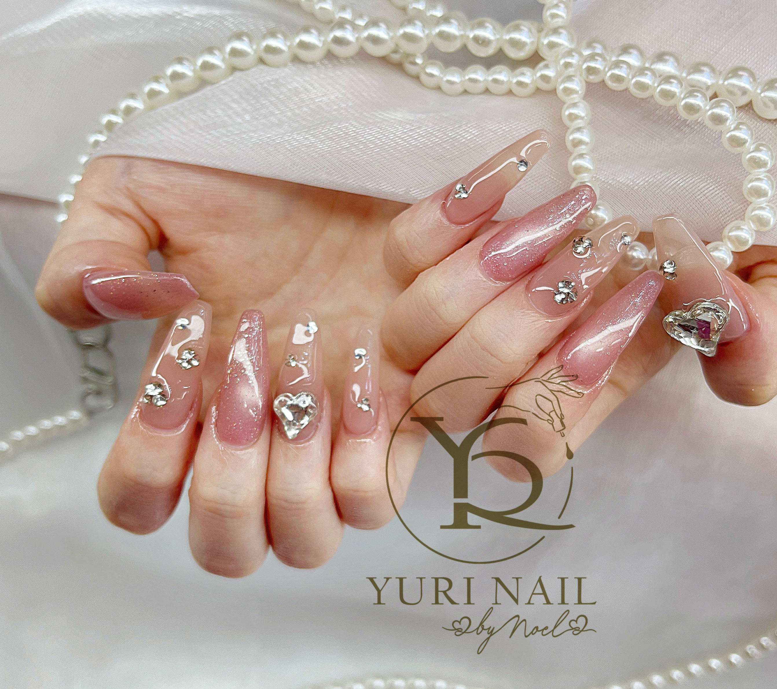 Yuri_nail_Anh