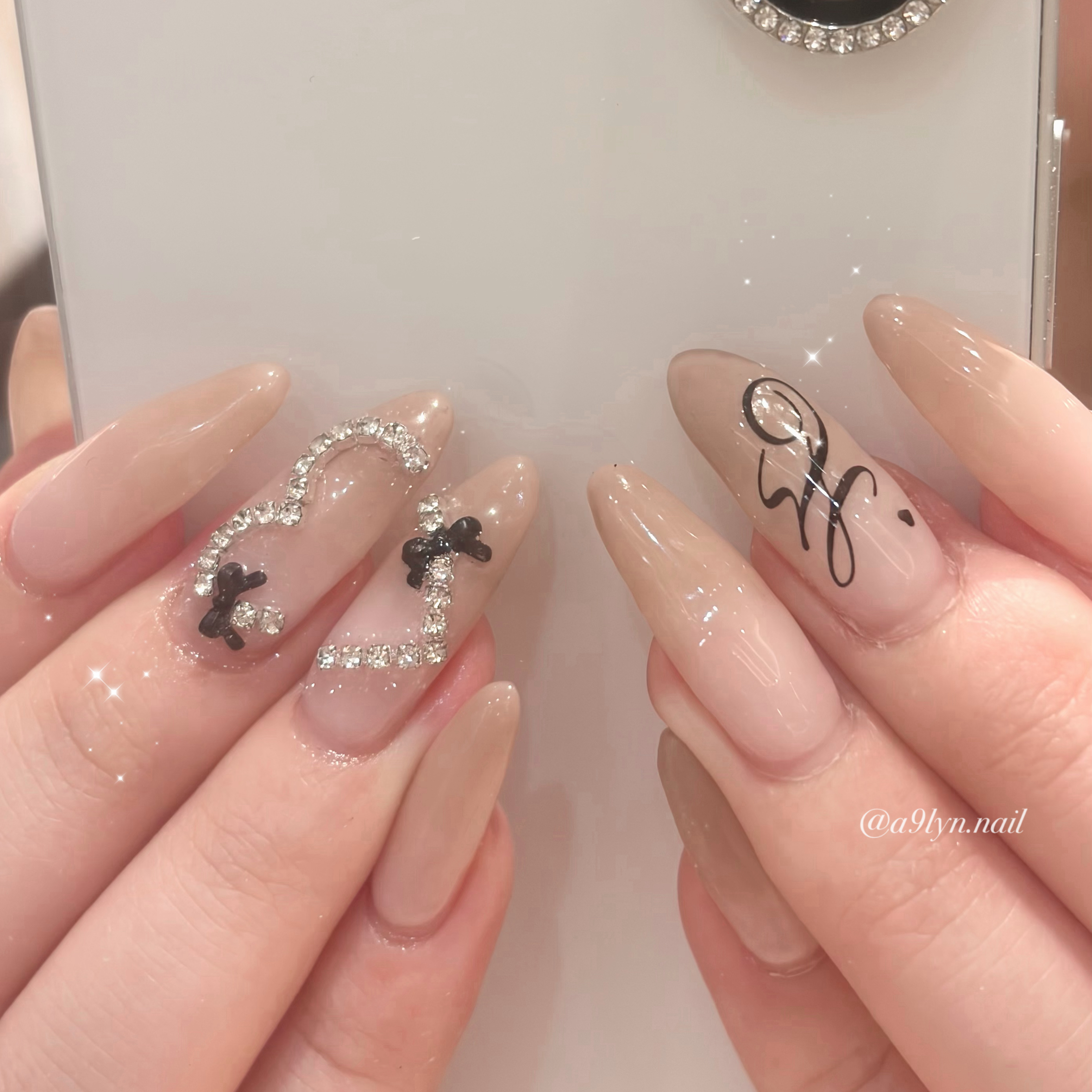 a9lyn.nail