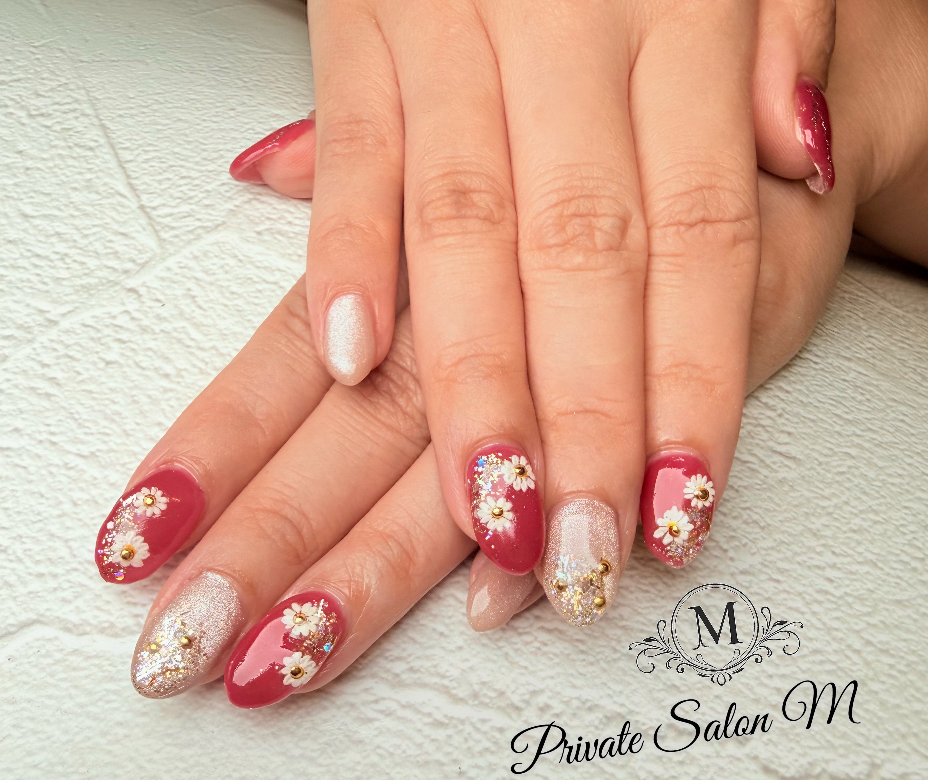 Private.Salon.M