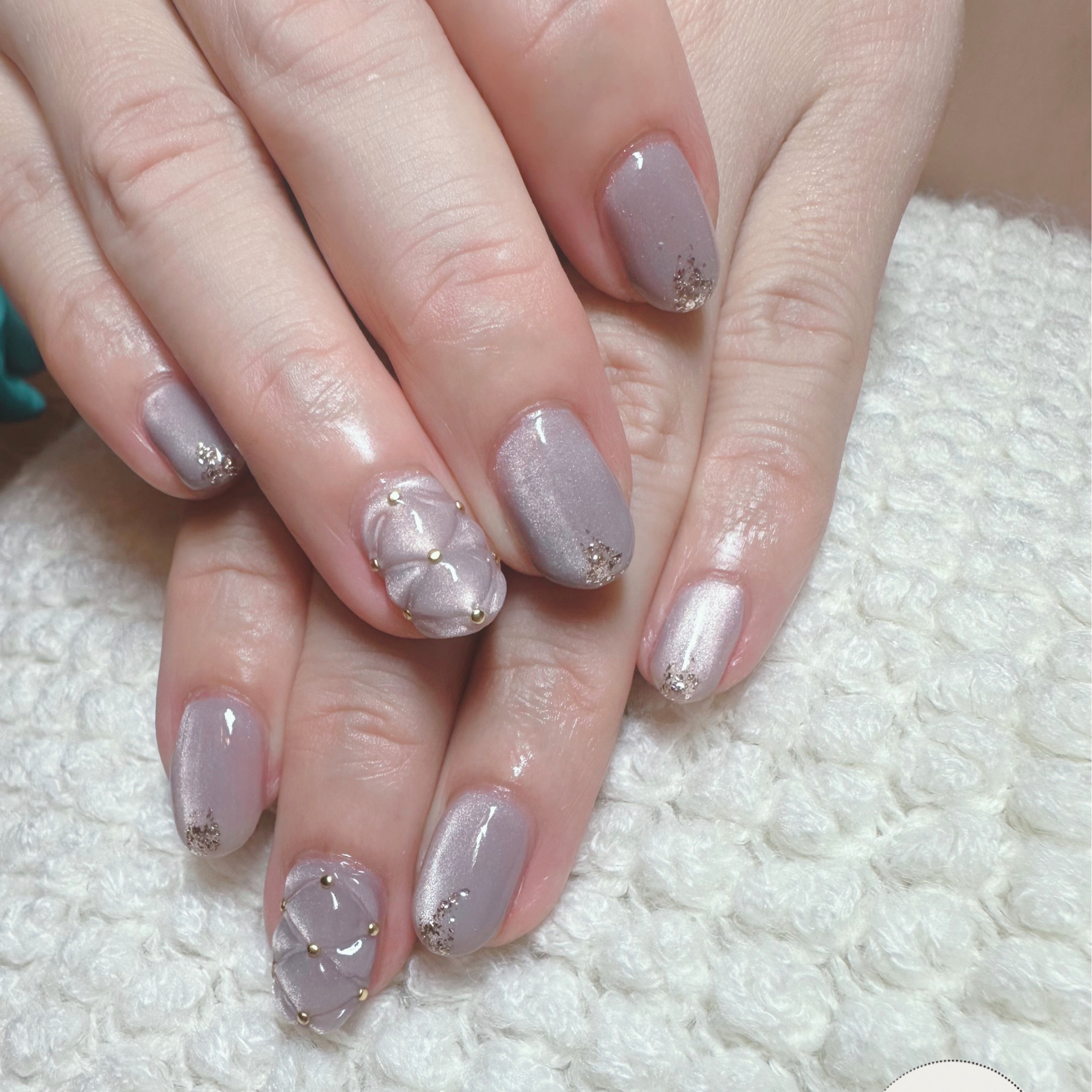 nail_salon_and_T