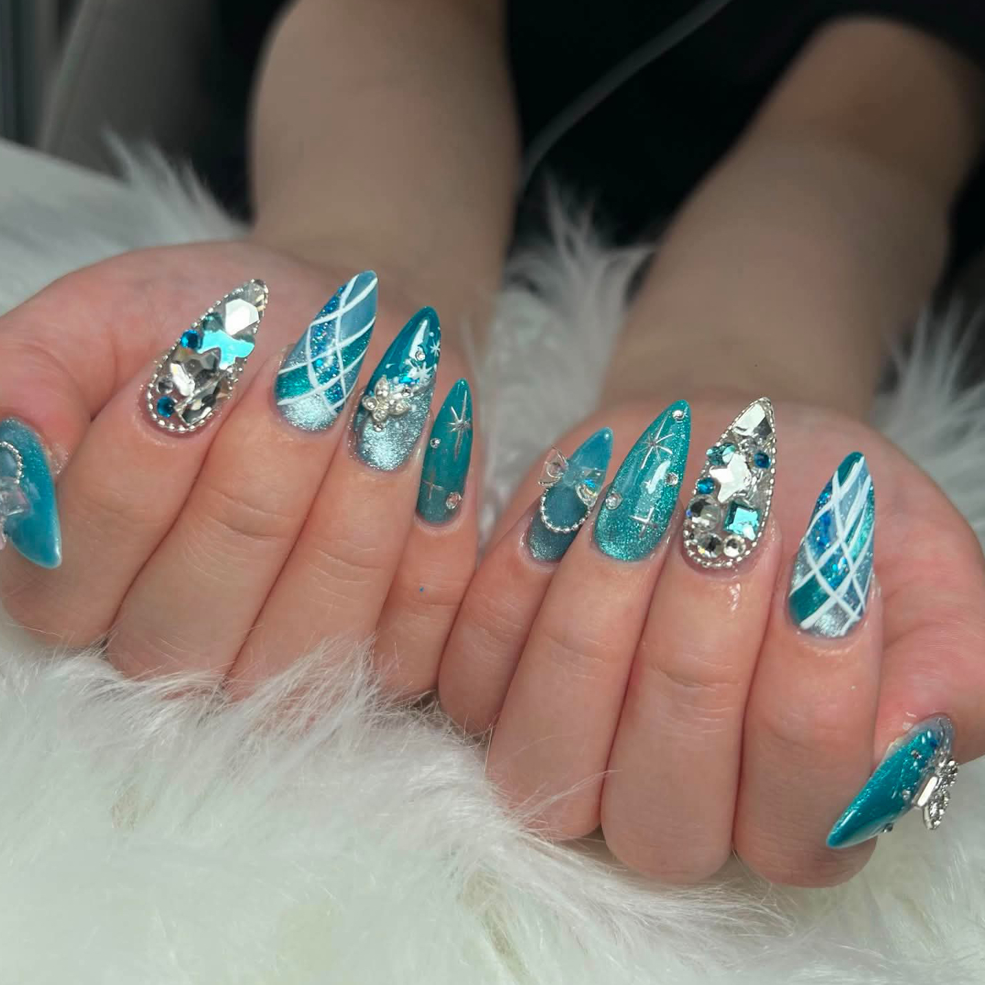 nail_sansan