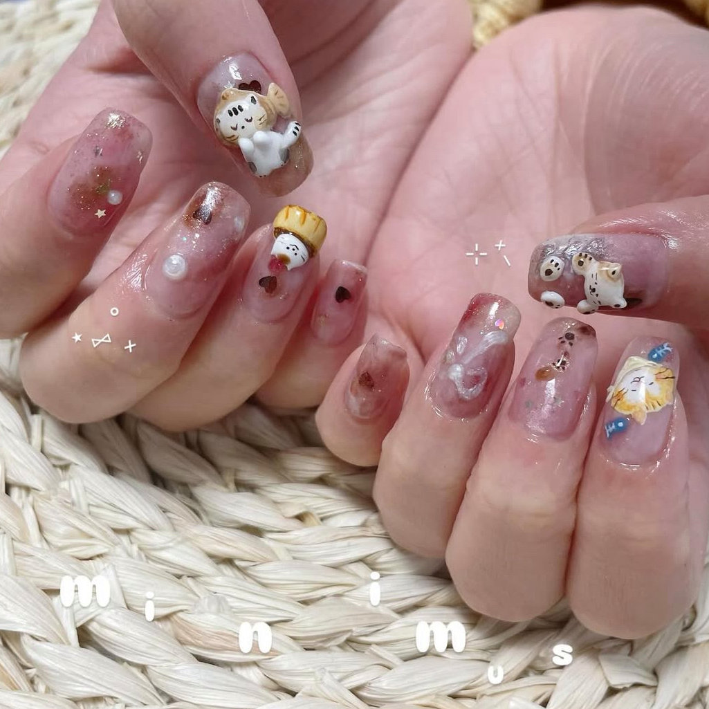 minimus._.nails