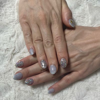 シンプルデザインコース✨️【ストーンアートorシールアート2本付き♪】