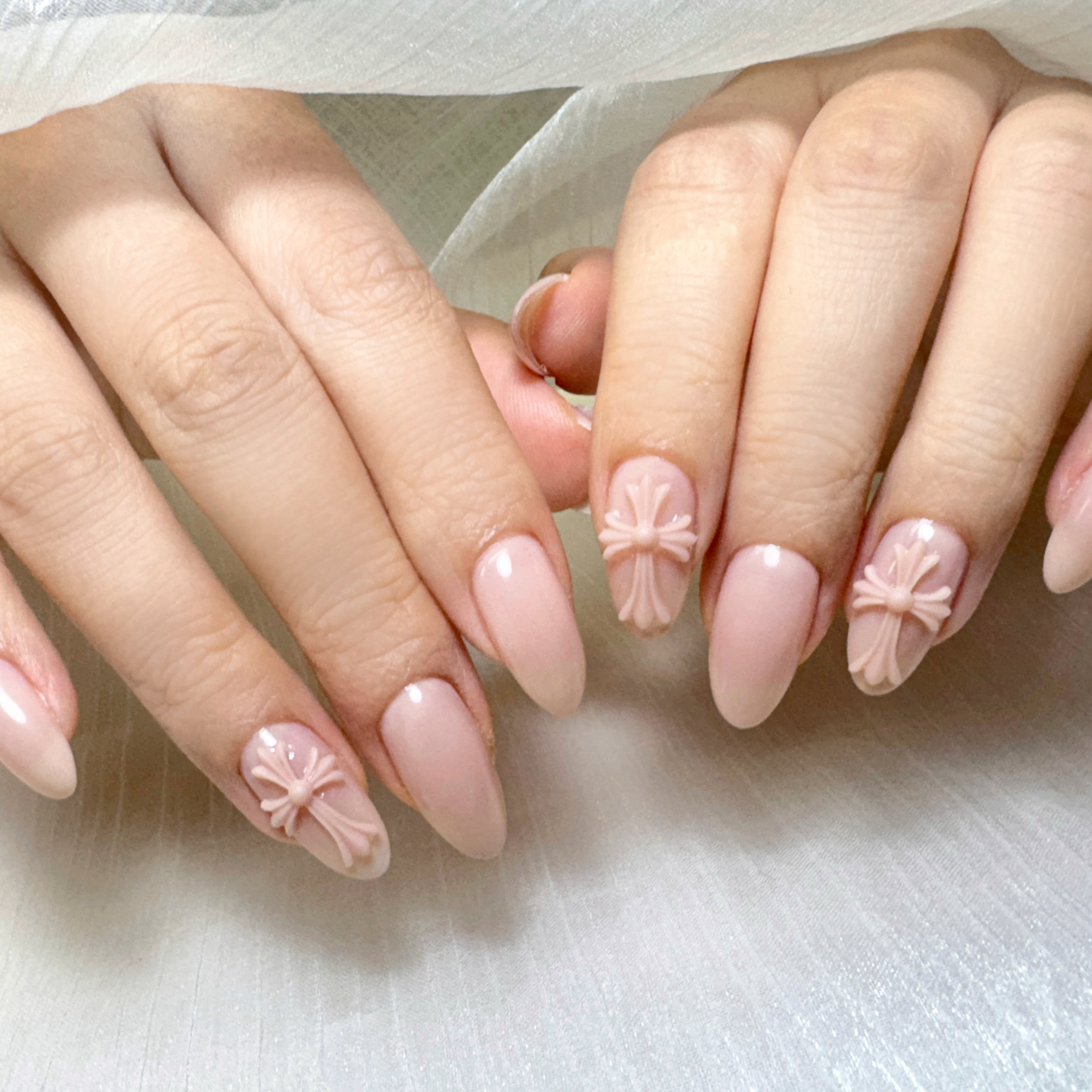 ri.nail_
